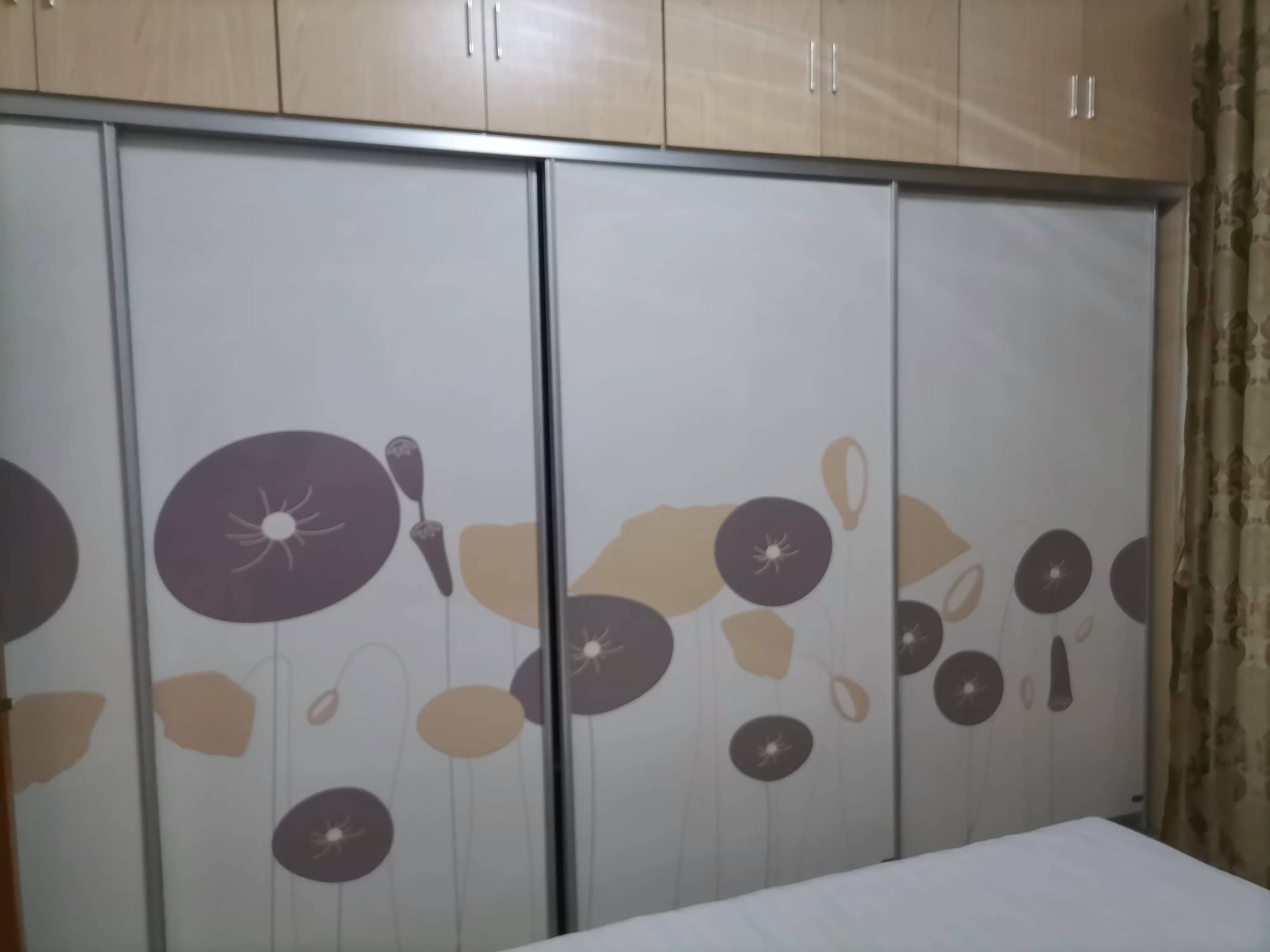 长湖小区  3室2厅1卫   1600.00元/月室内图