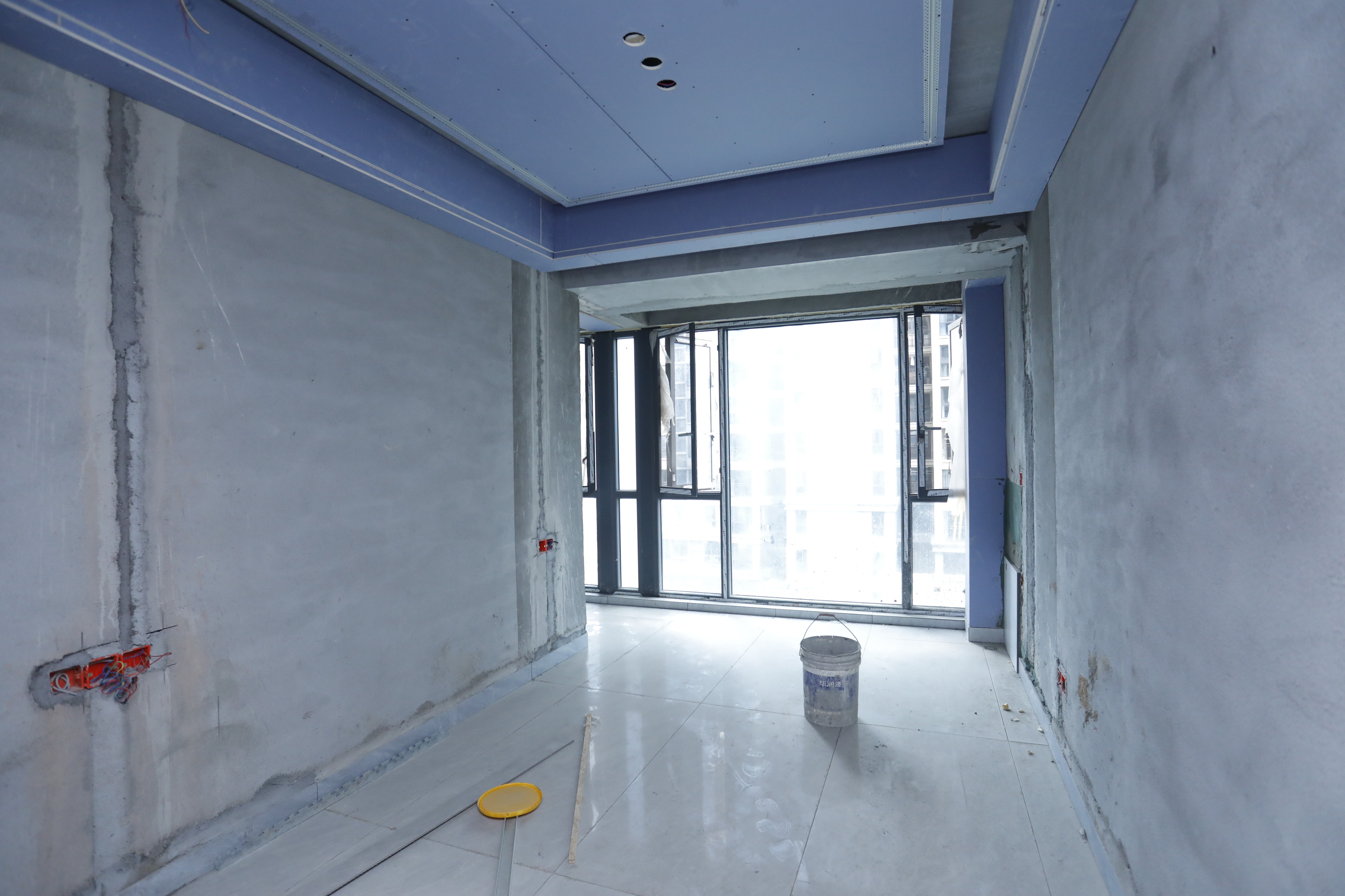 建宸贰号公馆  5室2厅2卫   103.00万室内图