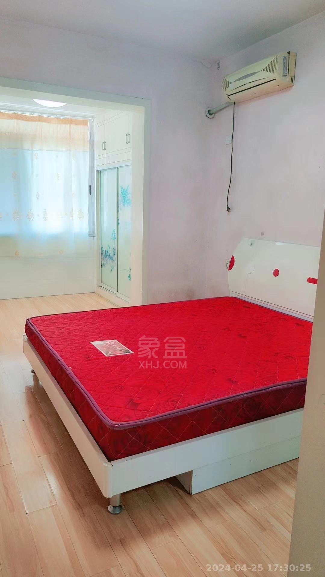 滨江一村  3室2厅2卫   1800.00元/月室内图