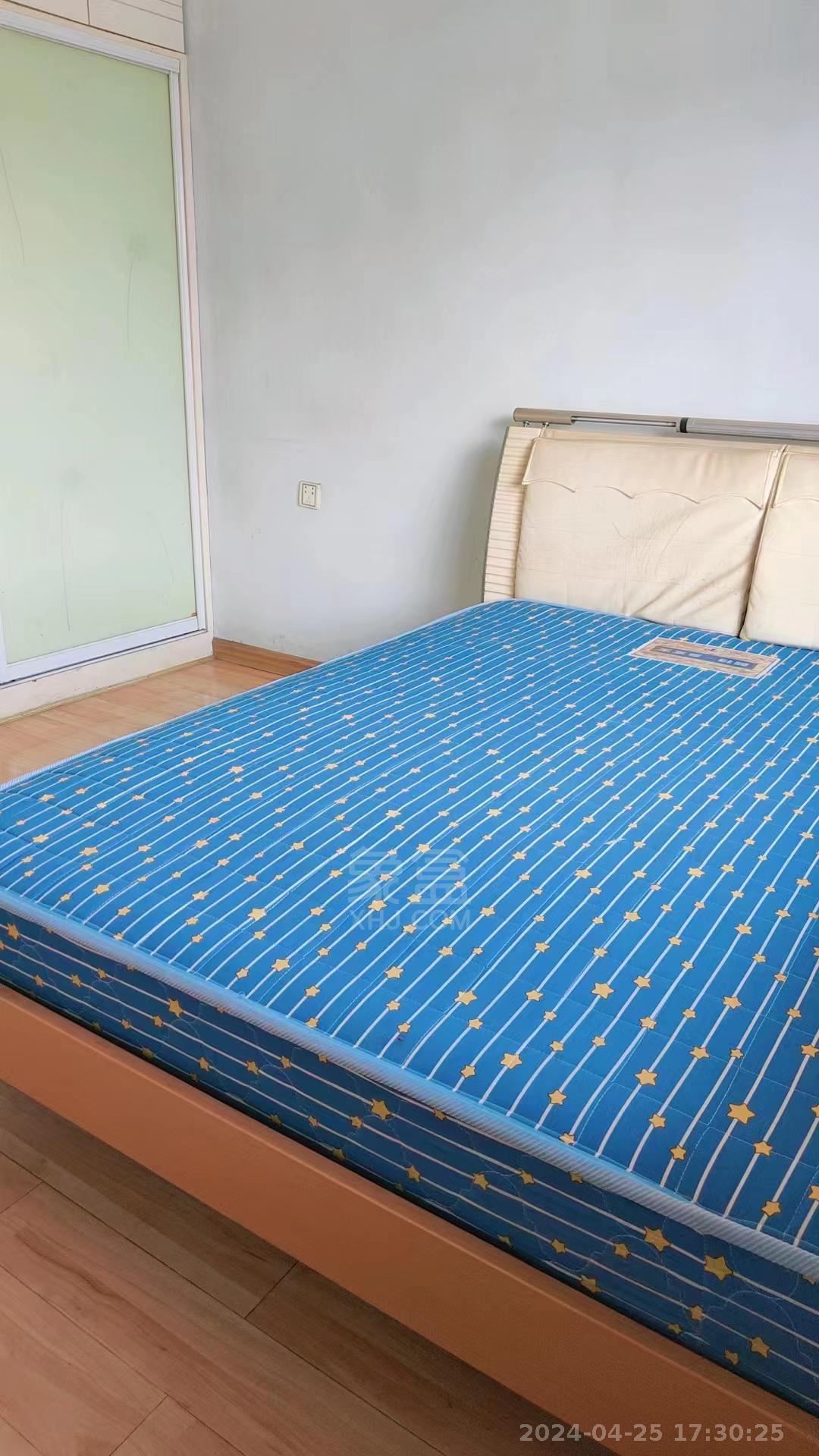 滨江一村  3室2厅2卫   1800.00元/月室内图