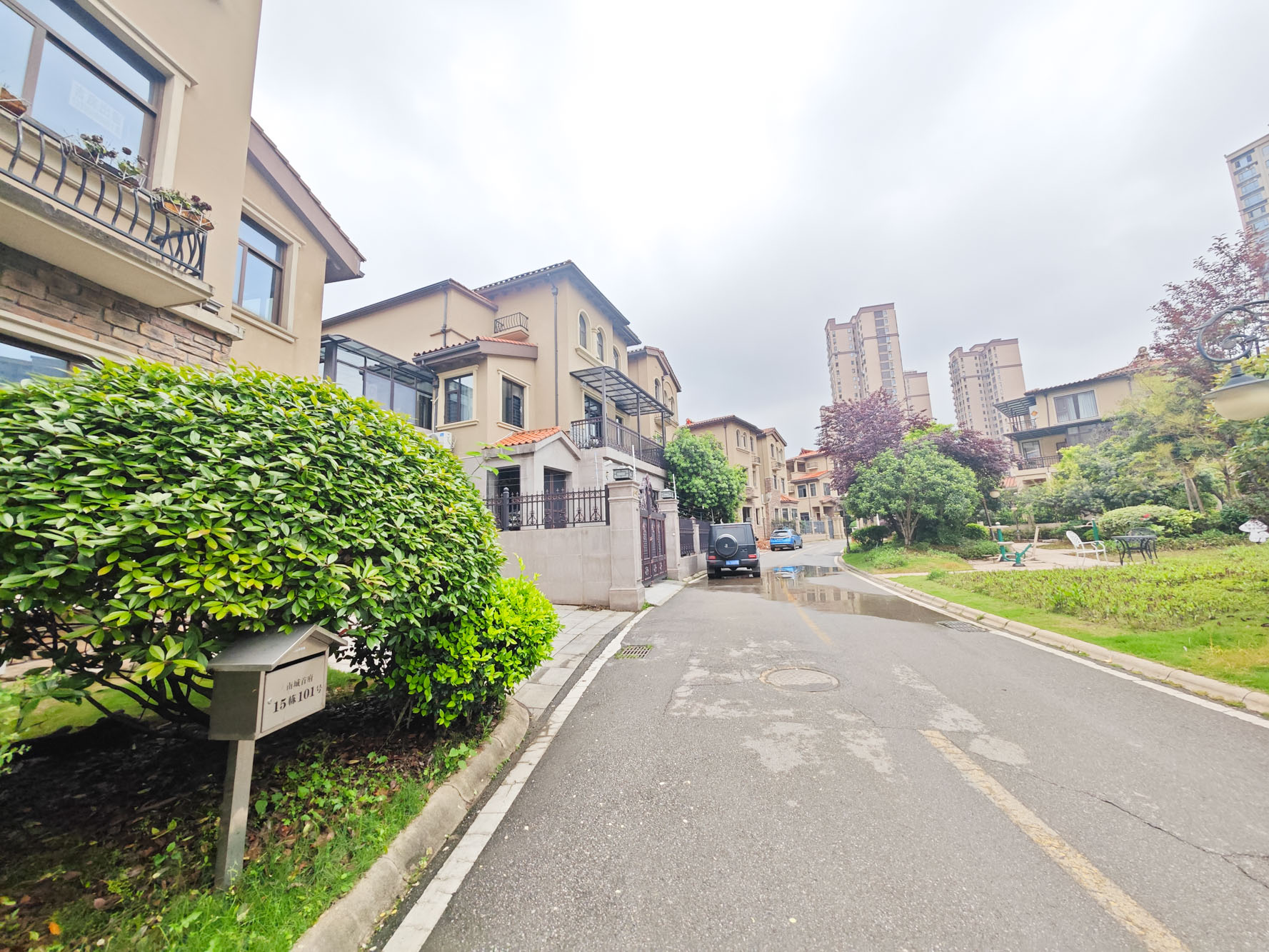 碧桂园南城首府（东宸林海）  4室2厅2卫   560.00万其他