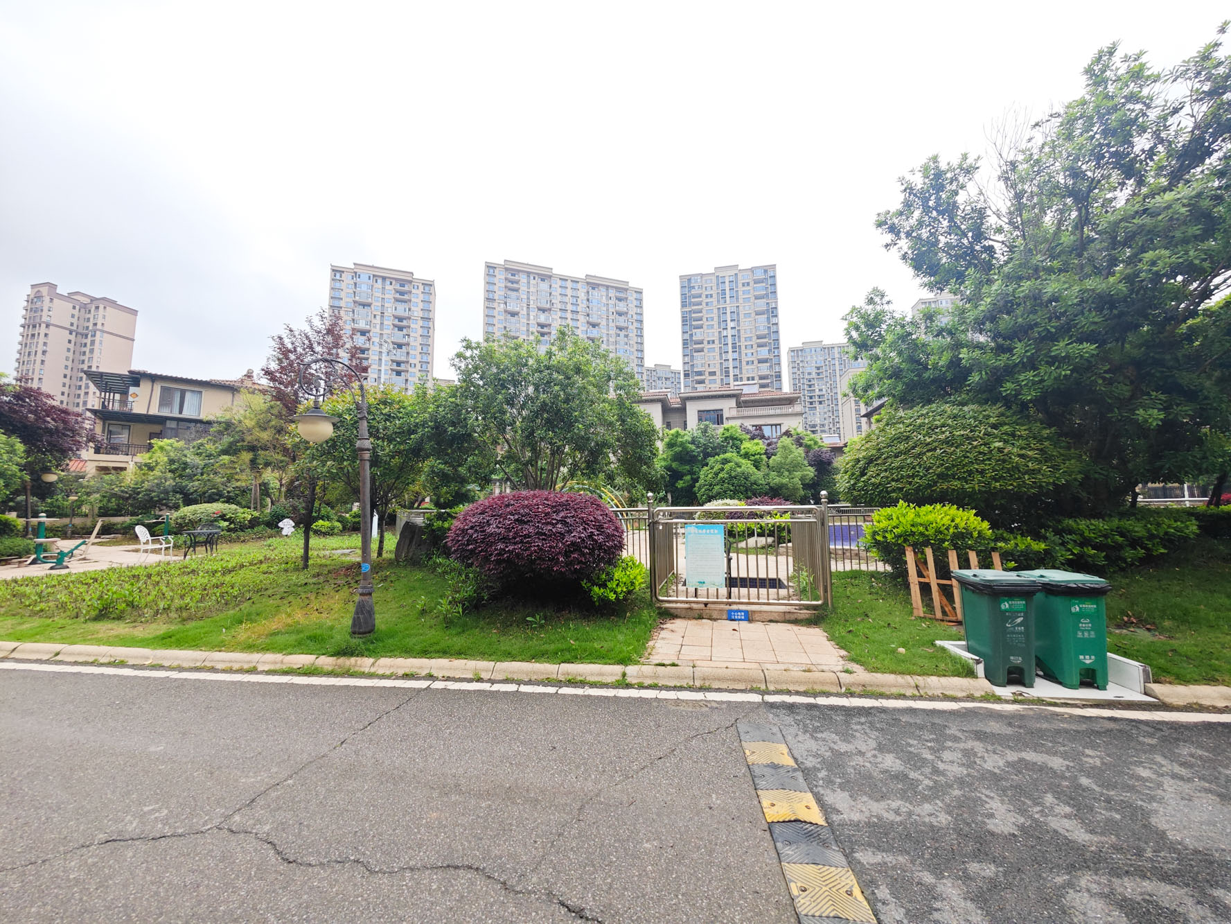 碧桂园南城首府（东宸林海）  4室2厅2卫   560.00万其他