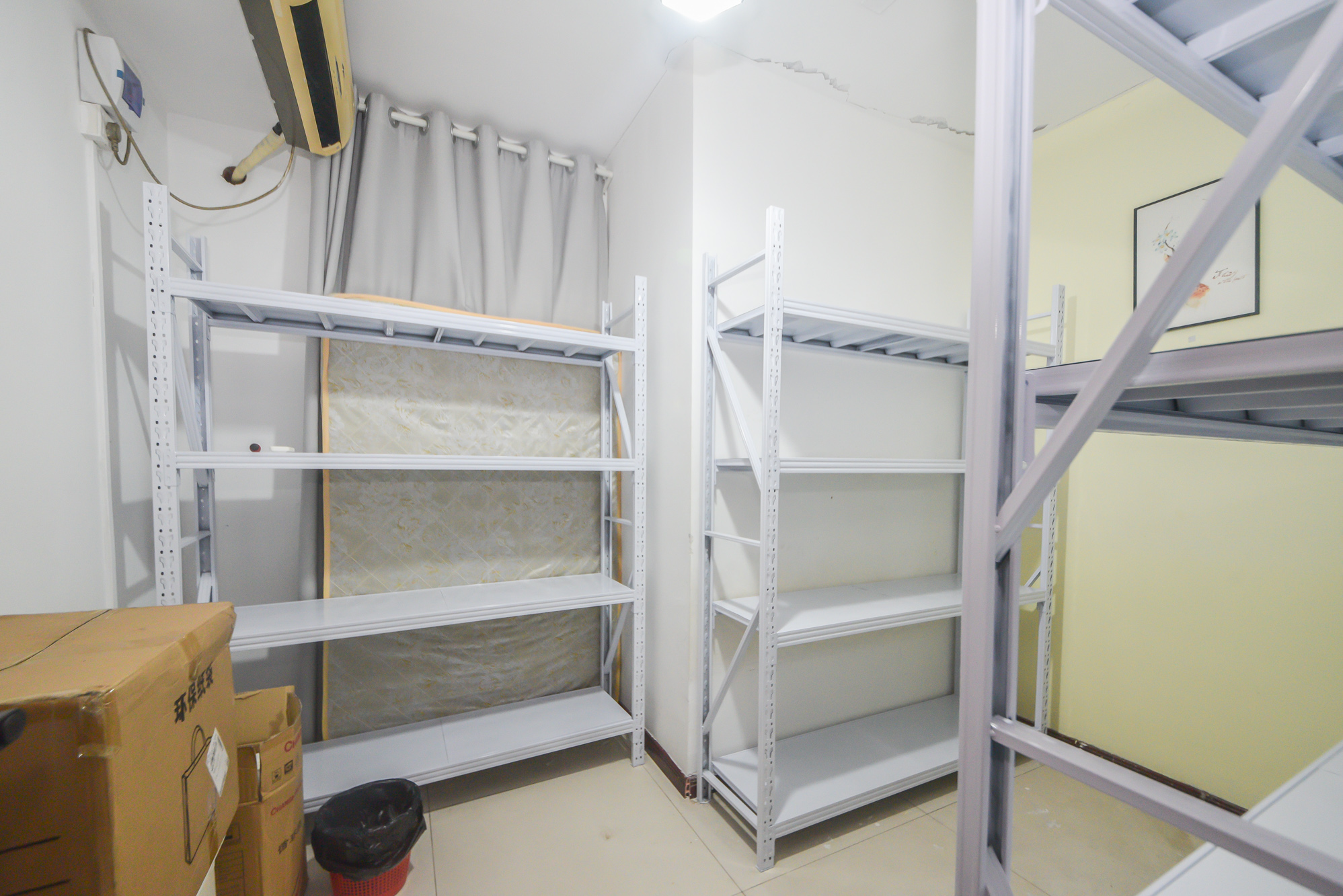 菁华源  4室2厅2卫   120.00万卧室