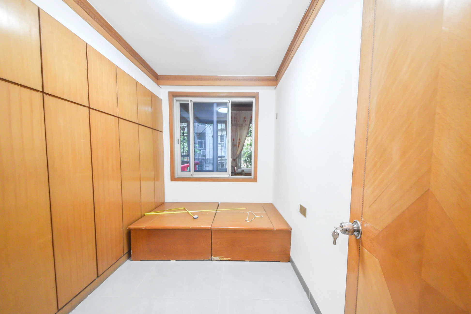 湖南中医学院梨子山宿舍/湖南省中医附一医院  4室2厅2卫    80.79万卧室