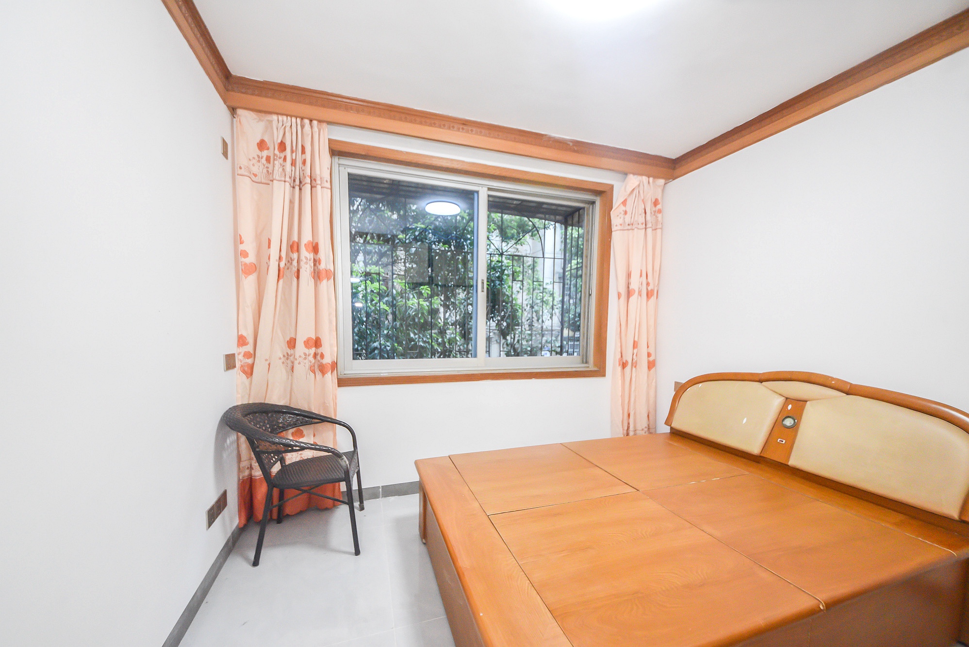 湖南中医学院梨子山宿舍/湖南省中医附一医院  4室2厅2卫    80.79万卧室