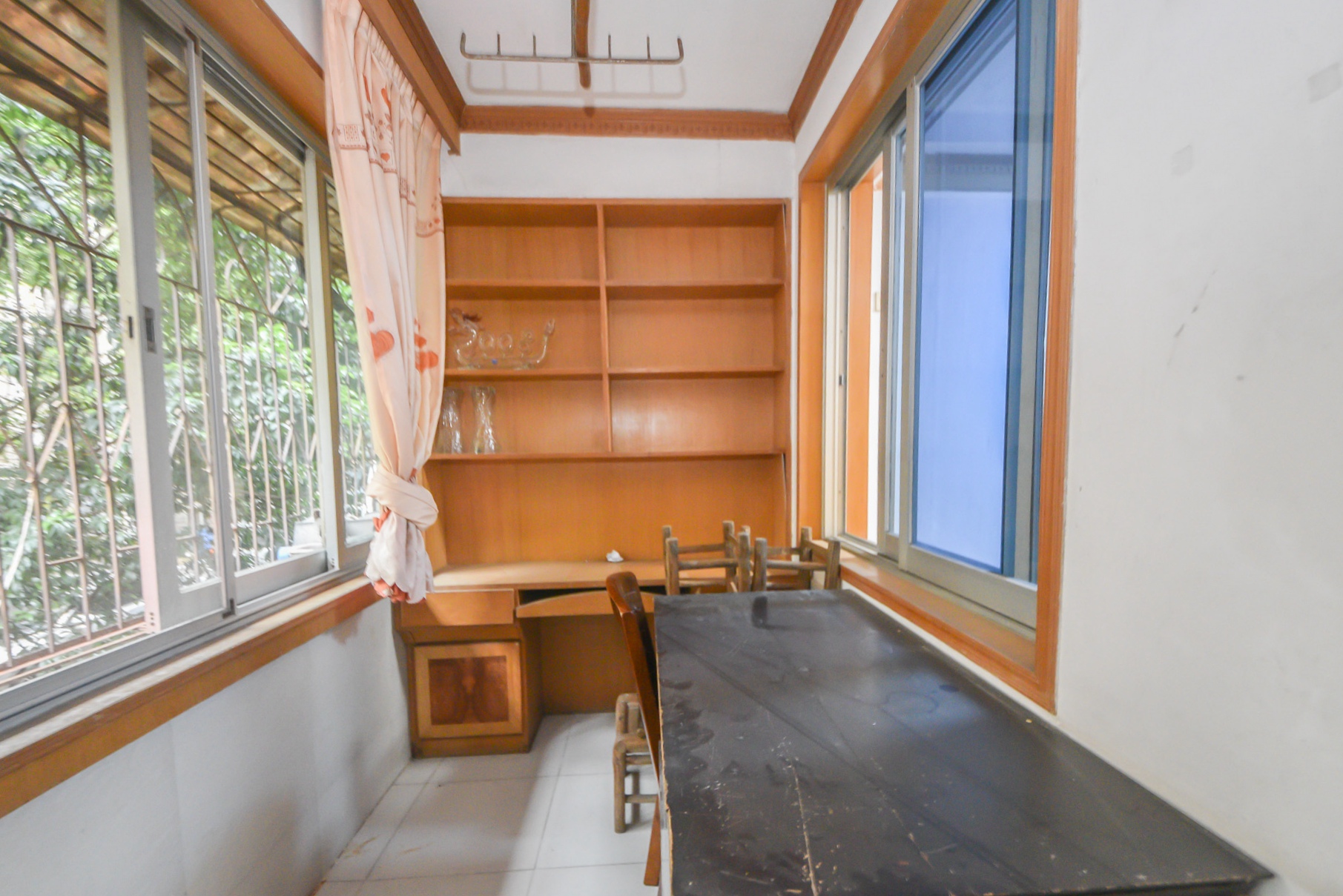 湖南中医学院梨子山宿舍/湖南省中医附一医院  4室2厅2卫    80.79万阳台