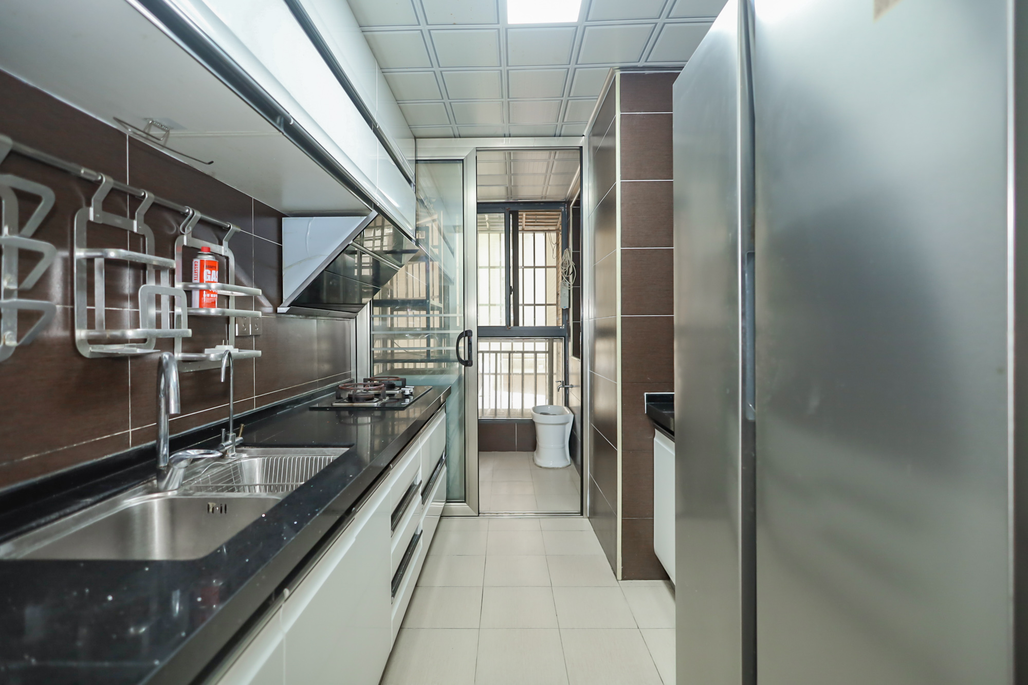 兰亭都荟(璟峰苑) 3室2厅1卫 98.0万 兰亭都荟(璟峰苑) 3室2厅1卫 98.0万厨房