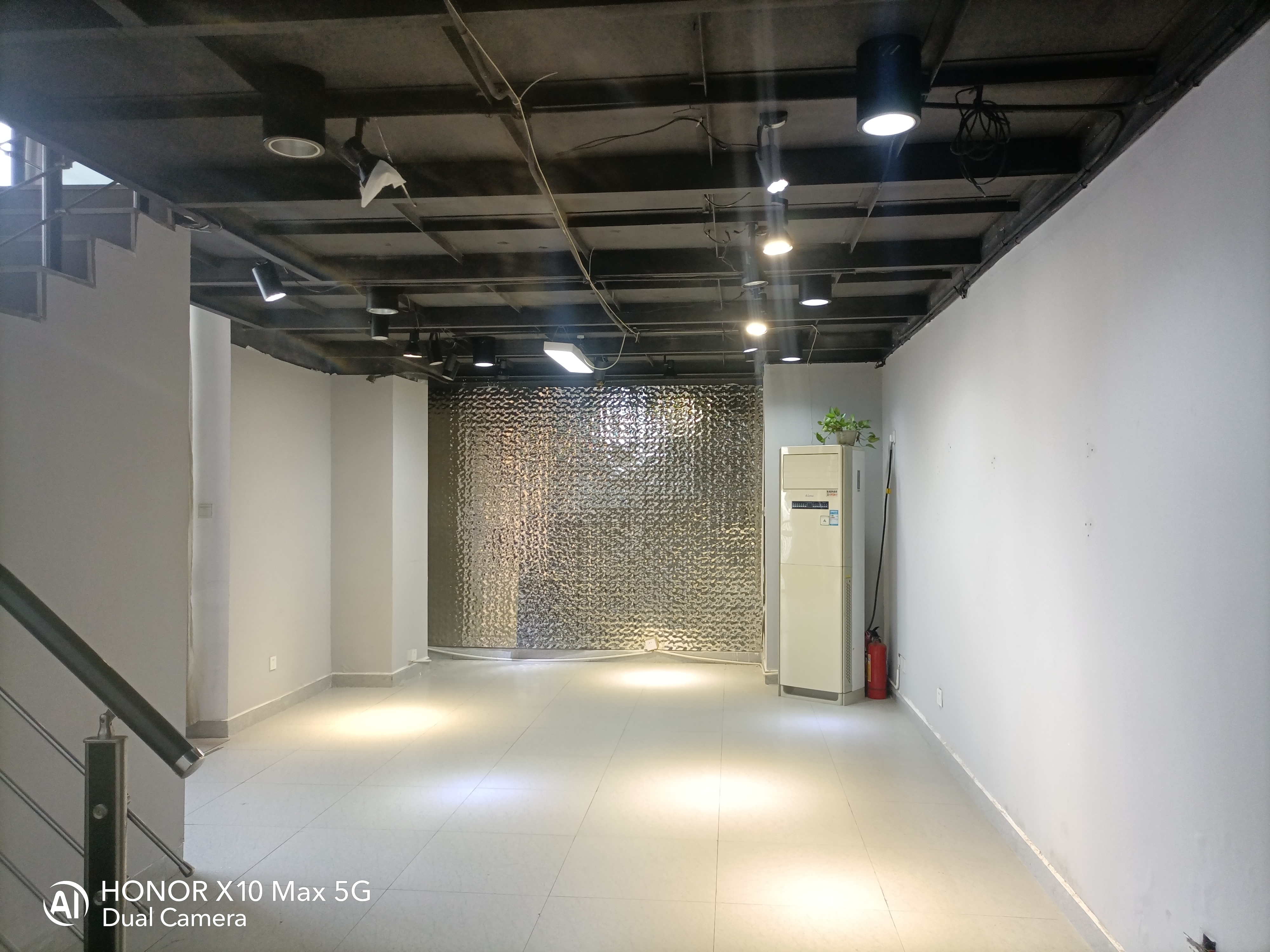 金轮时代广场 2室2厅1卫 68.0万 金轮时代广场 2室2厅1卫 68.0万室内图