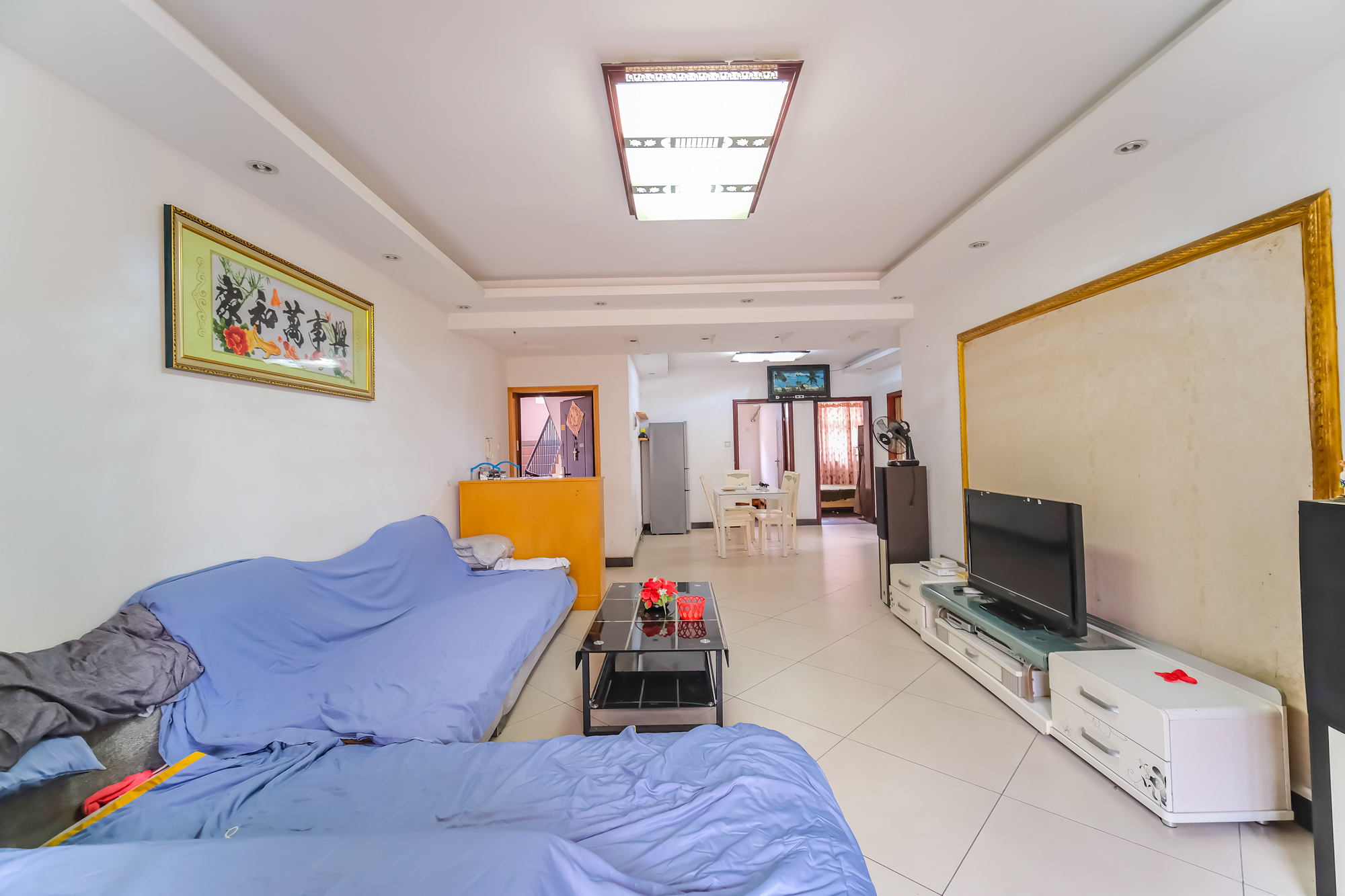 湘瑞家园 3室2厅1卫 48.0万 湘瑞家园 3室2厅1卫 48.0万客厅