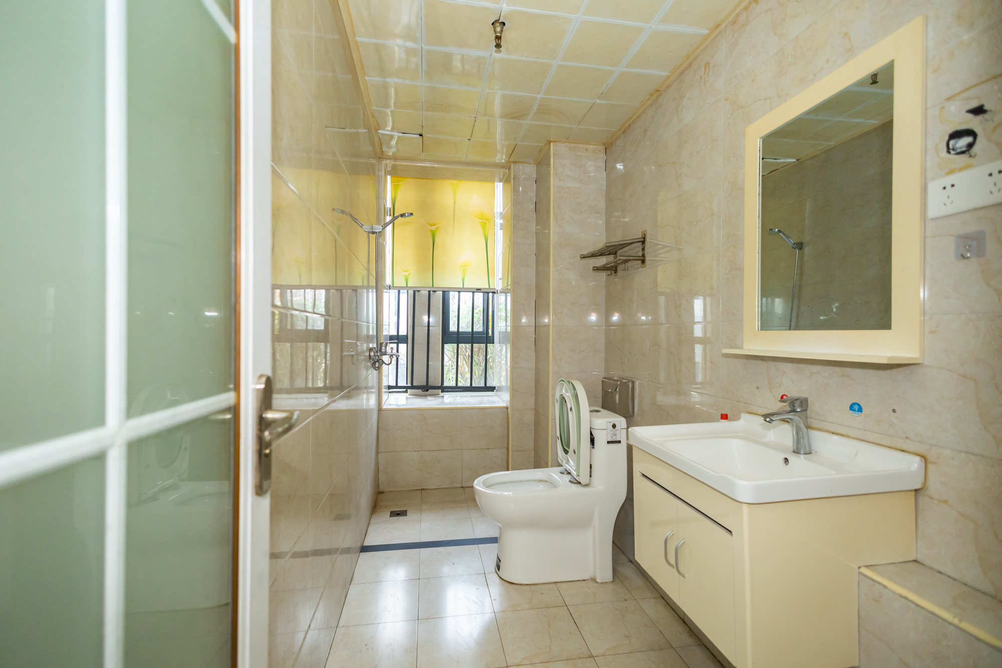 兆坤星悦荟 1室1厅1卫 39.0万 兆坤星悦荟 1室1厅1卫 39.0万卫生间