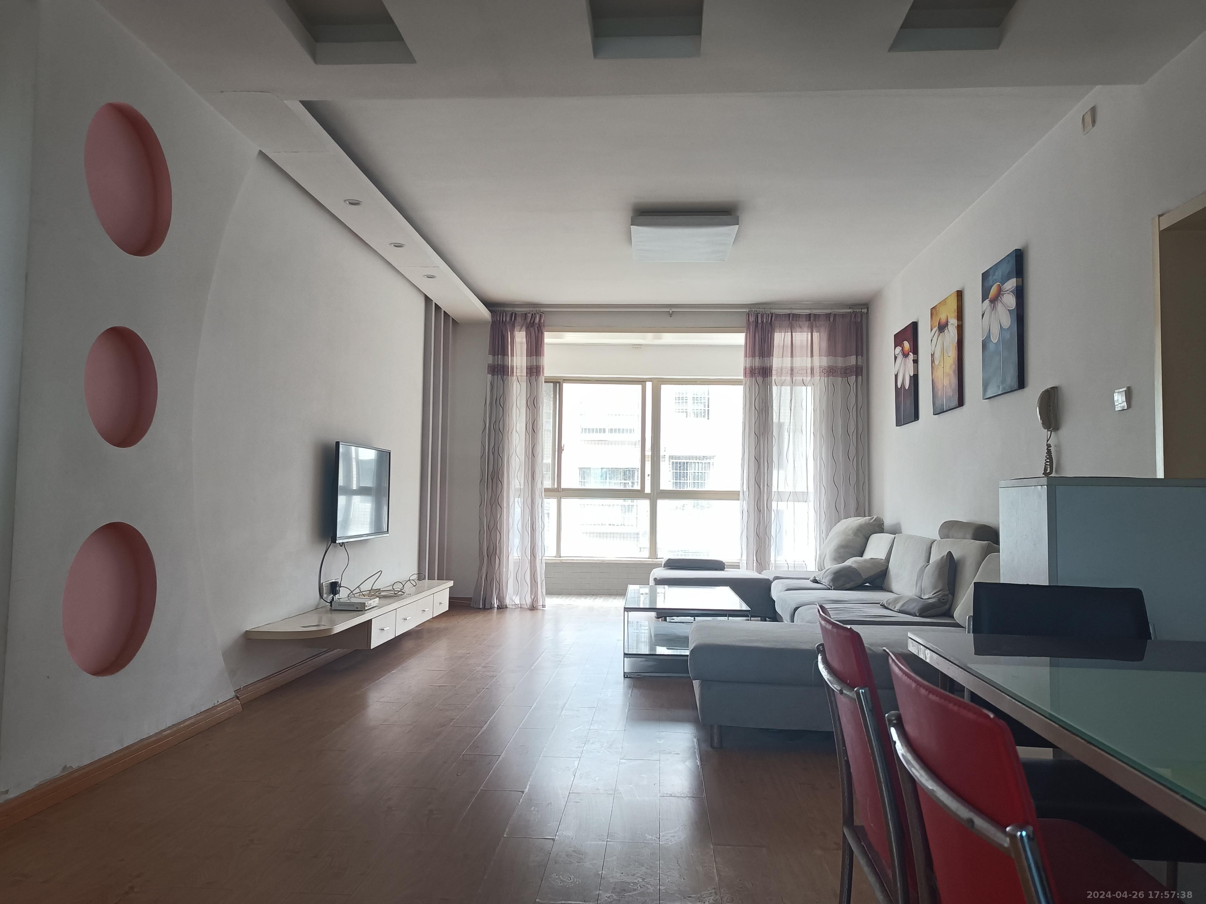 麓谷沐春园 2室2厅1卫 2200.0元/月 麓谷沐春园 2室2厅1卫 2200.0元/月室内图