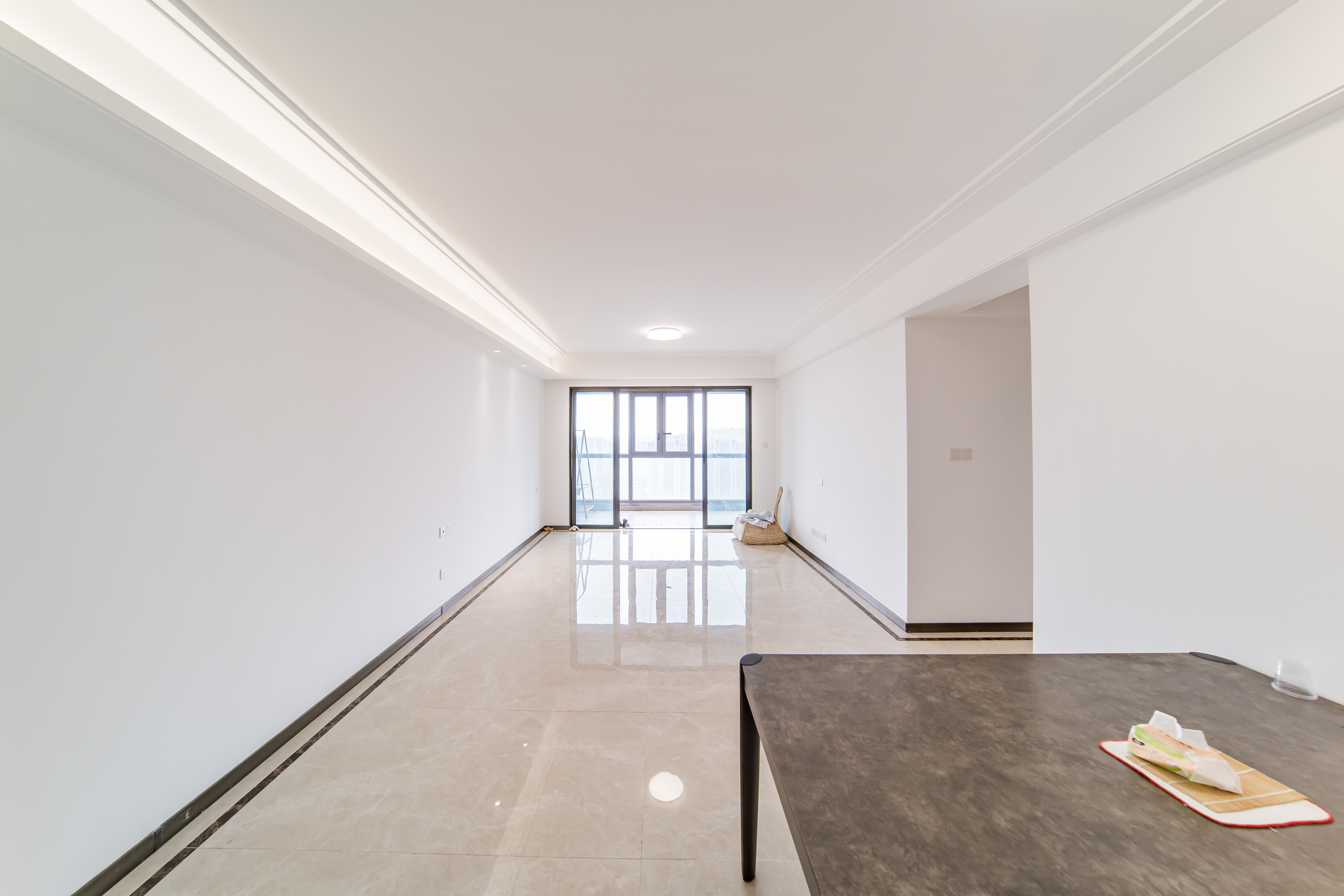 深业鹭栖府 3室2厅2卫 150.0万 深业鹭栖府 3室2厅2卫 150.0万客厅