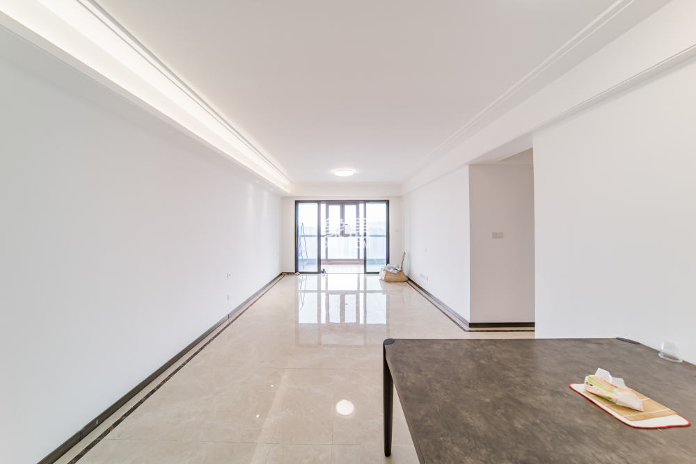 深业鹭栖府  3室2厅2卫    146.0万