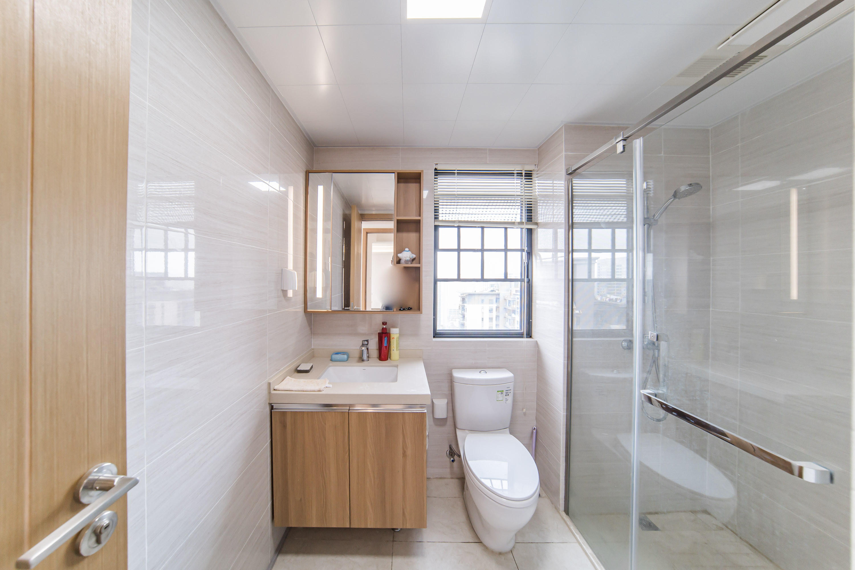 深业鹭栖府 3室2厅2卫 150.0万 深业鹭栖府 3室2厅2卫 150.0万卫生间