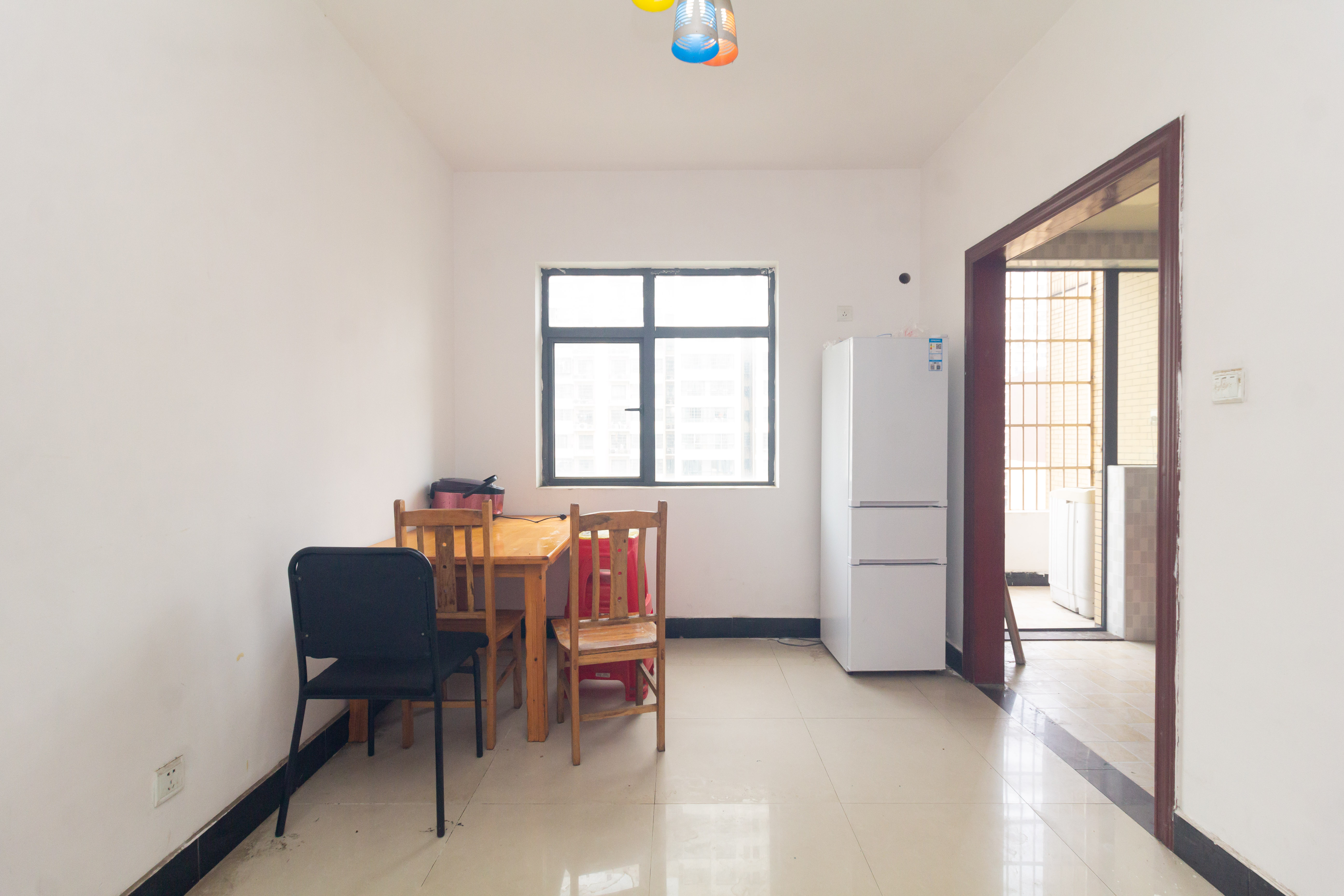 中国铁建国际城二期 3室2厅1卫 66.0万 中国铁建国际城二期 3室2厅1卫 66.0万客厅