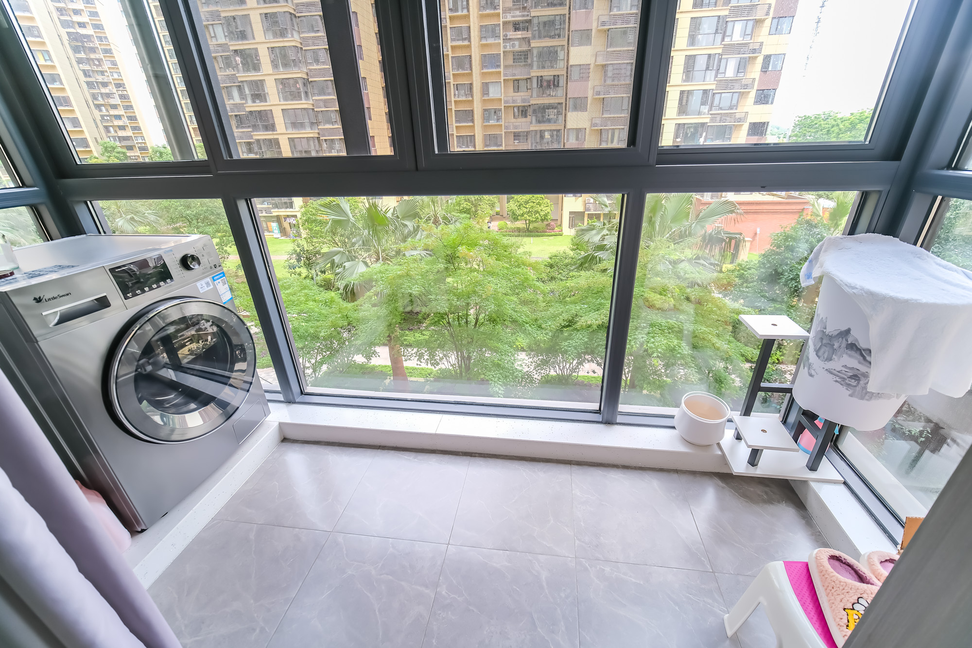 保利香槟国际  4室2厅2卫    105.0万 保利香槟国际  4室2厅2卫    105.0万阳台