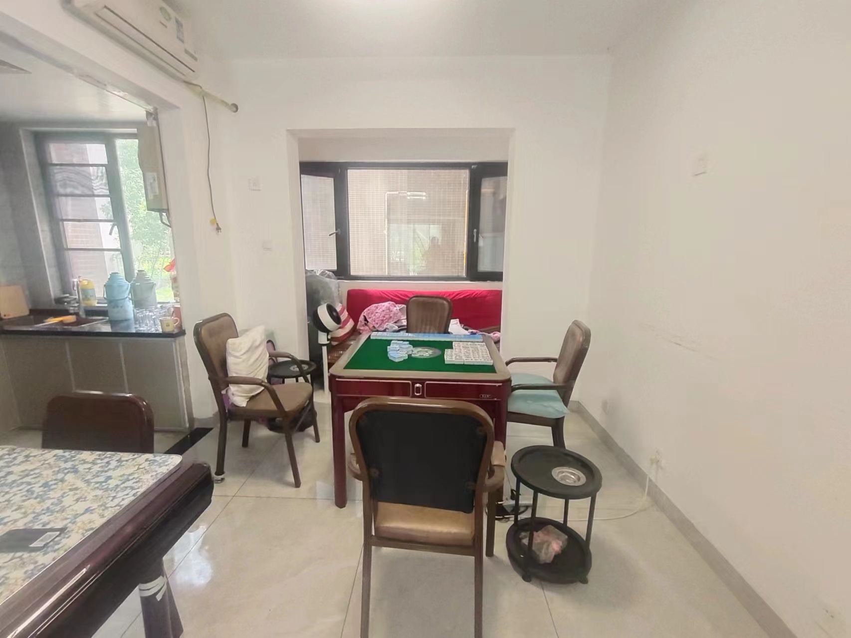 奥园广场  3室2厅2卫   62.80万 奥园广场  3室2厅2卫   62.80万室内图