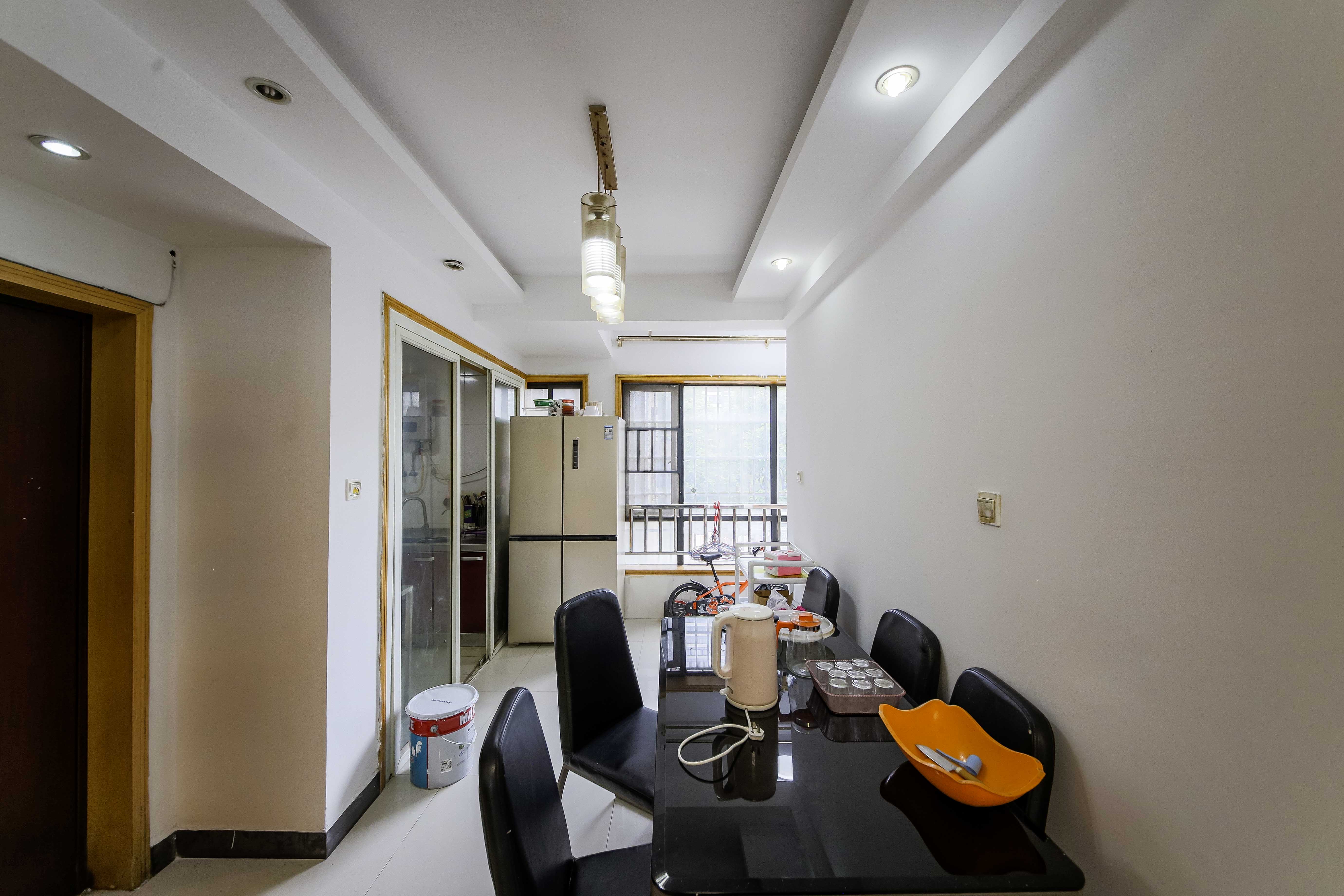 和庄 3室2厅2卫 78.8万 和庄 3室2厅2卫 78.8万客厅