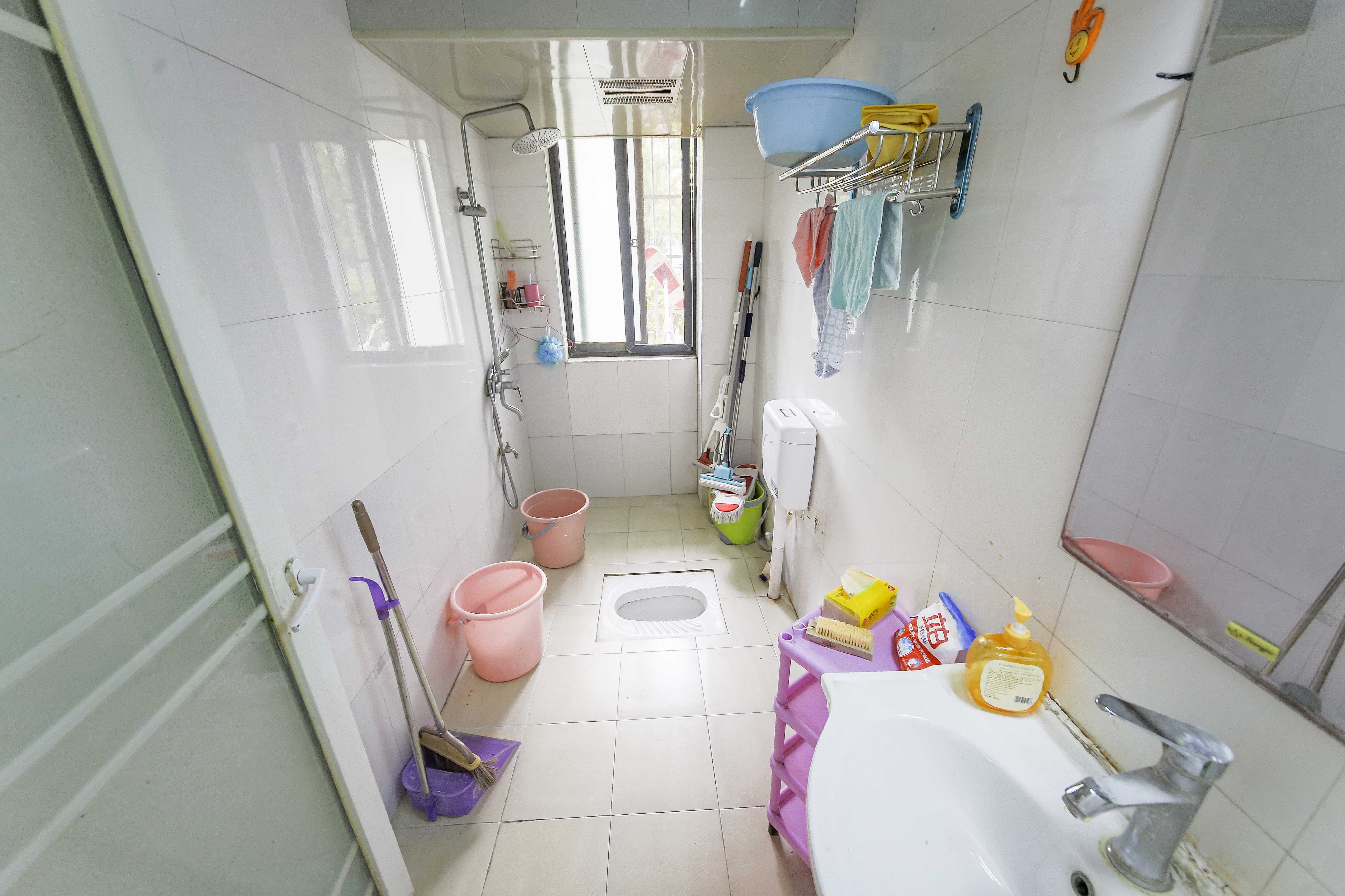 和庄 3室2厅2卫 78.8万 和庄 3室2厅2卫 78.8万卫生间