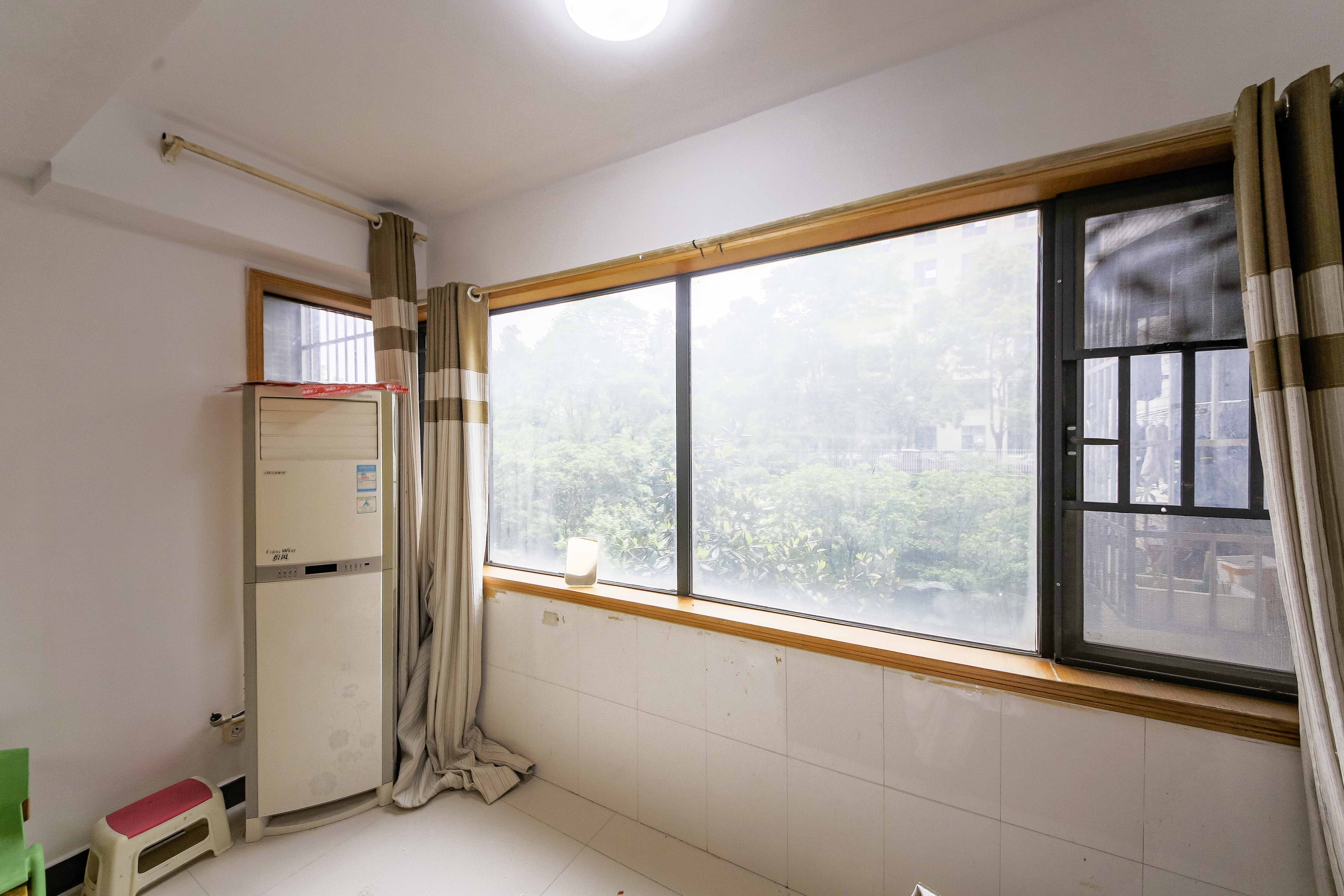 和庄 3室2厅2卫 78.8万 和庄 3室2厅2卫 78.8万阳台