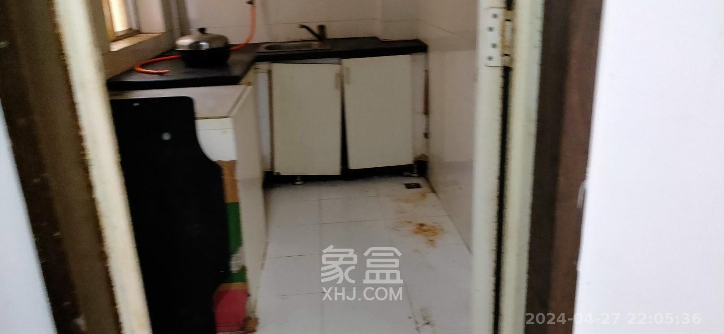 华瑞电子商厦（湖南科佳摄影城）  1室1厅1卫   1500.00元/月室内图
