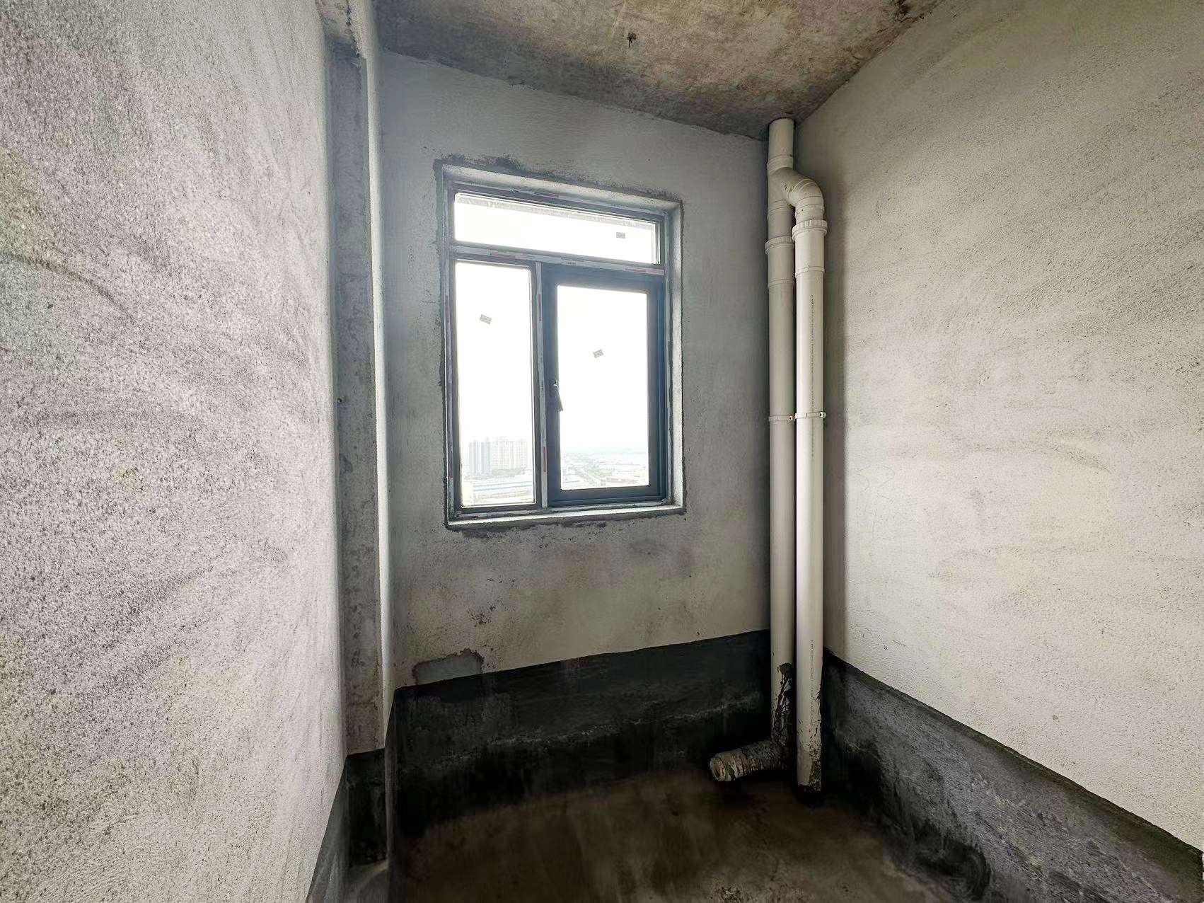 建宸大院  4室2厅2卫   66.80万室内图