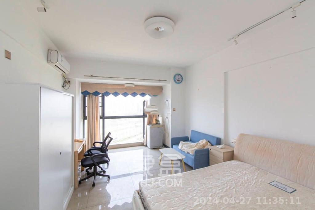 京武浪琴山一、二期  1室1厅1卫    2000.0元/月室内图