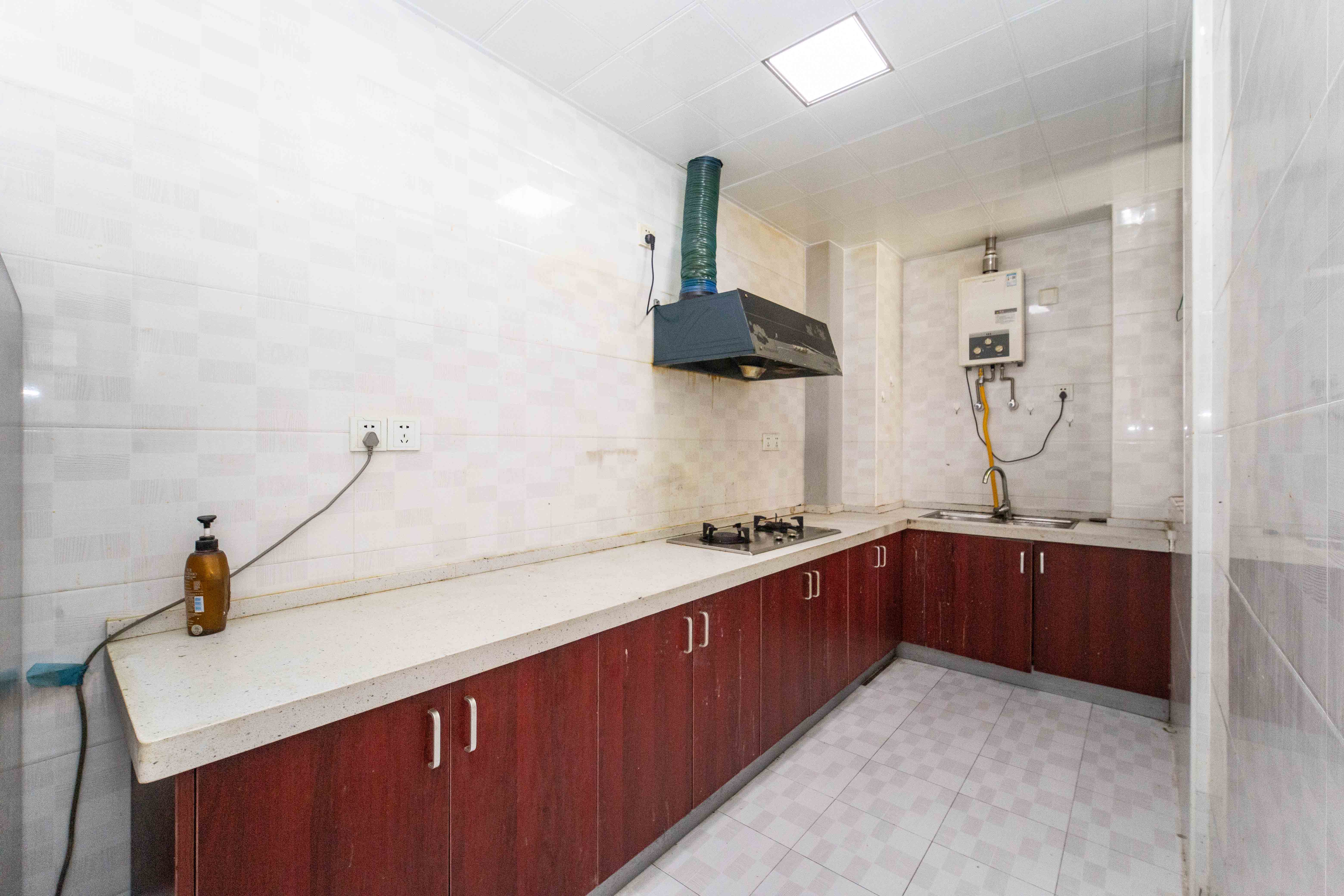 锦湘国际星城四期（金丽苑）  3室2厅2卫    106.0万厨房