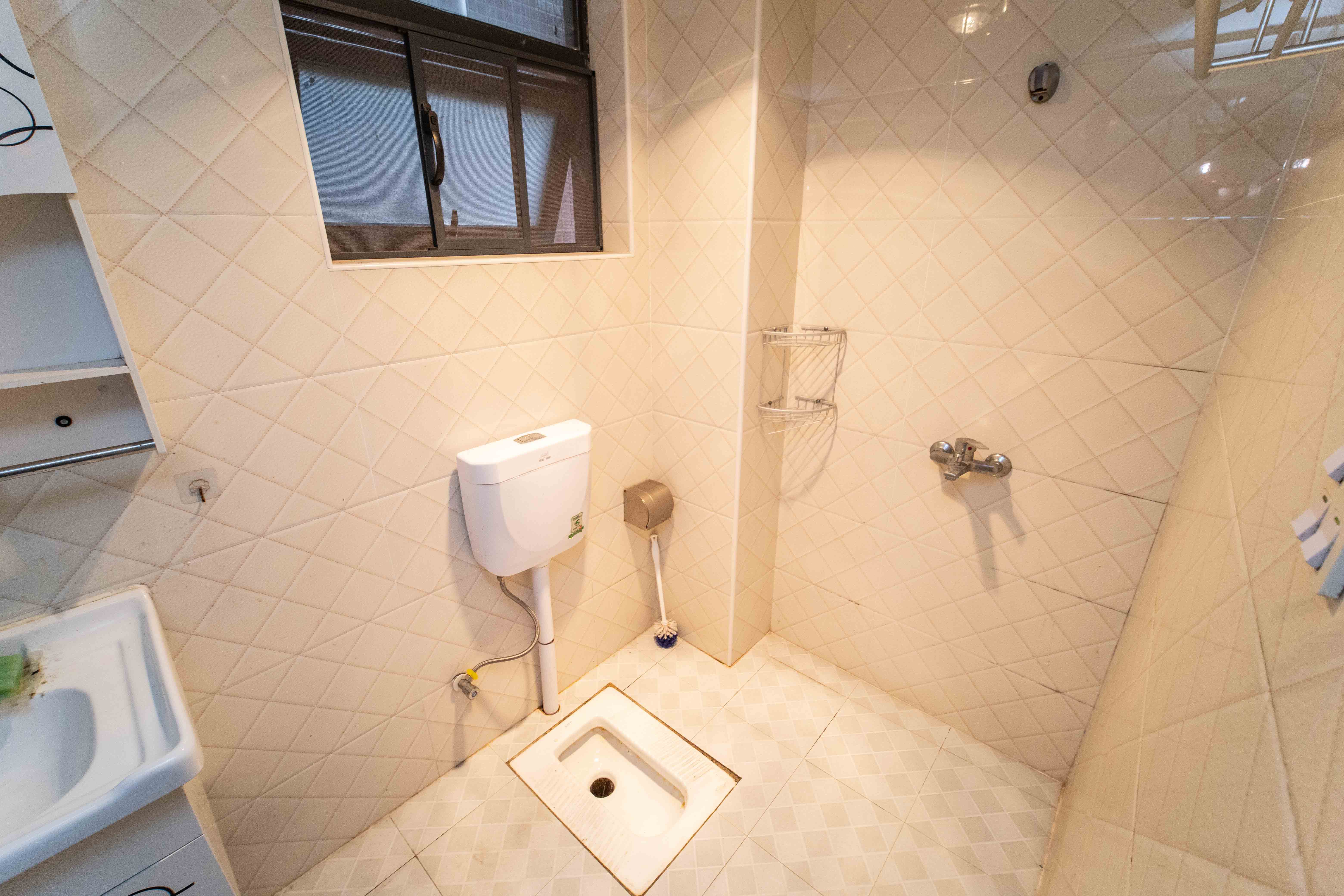 锦湘国际星城四期（金丽苑）  3室2厅2卫    106.0万卫生间