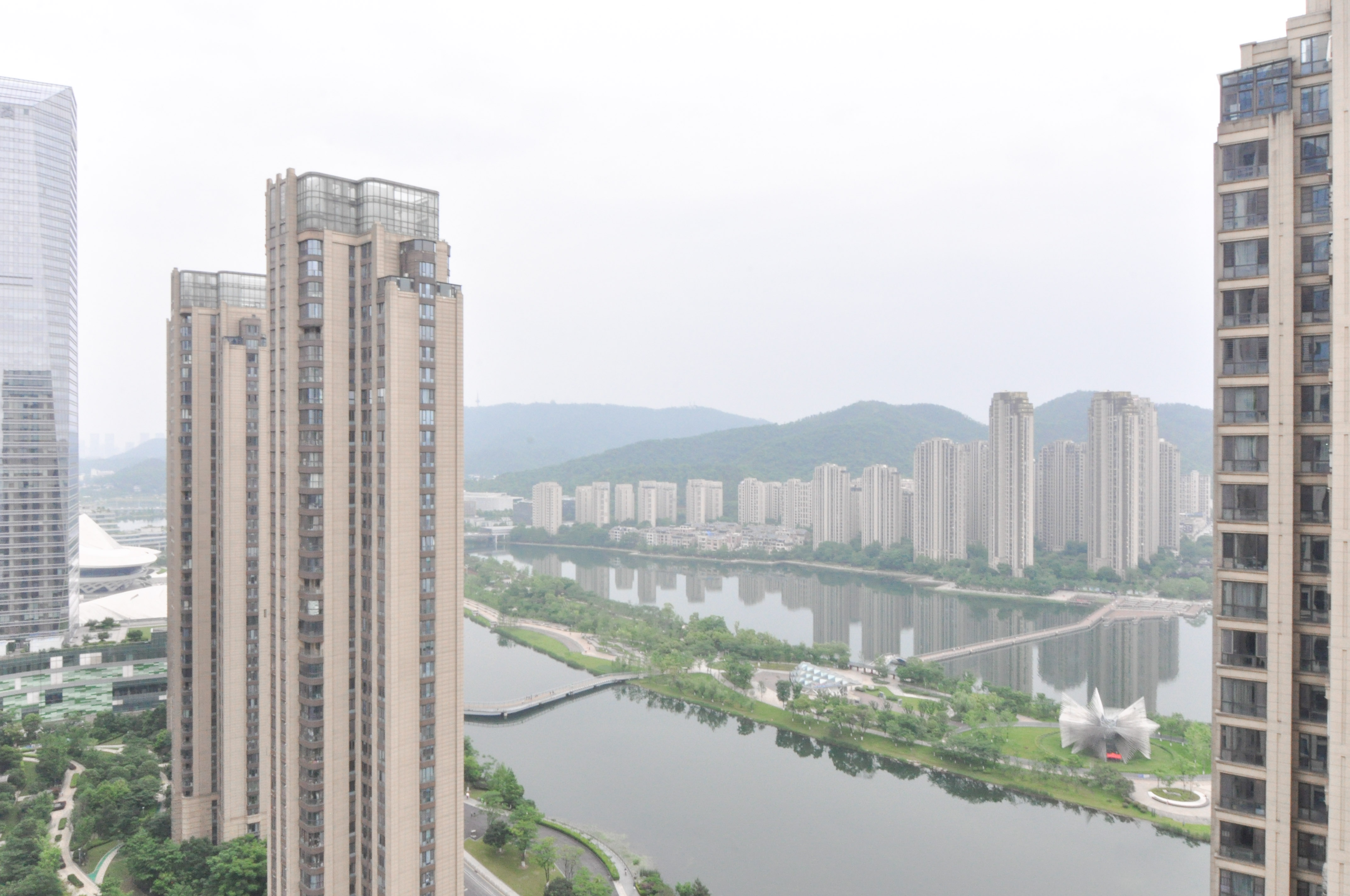 梅溪湖金茂府（金茂广场）（金茂览秀城）  4室2厅2卫    362.0万其他