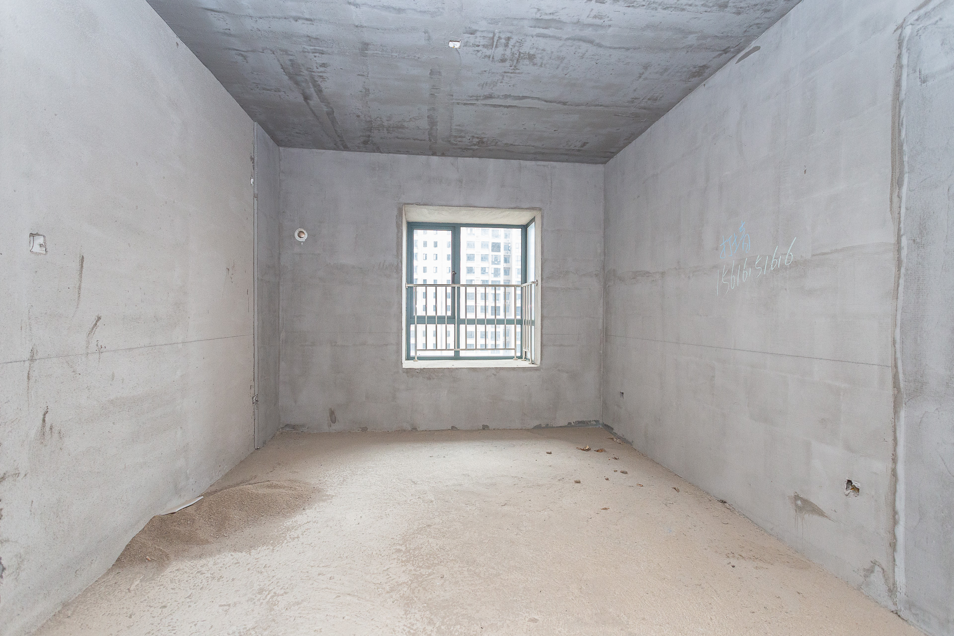 金湘苑(星澜之悦) 4室2厅1卫 80.0万 金湘苑(星澜之悦) 4室2厅1卫 80.0万卧室