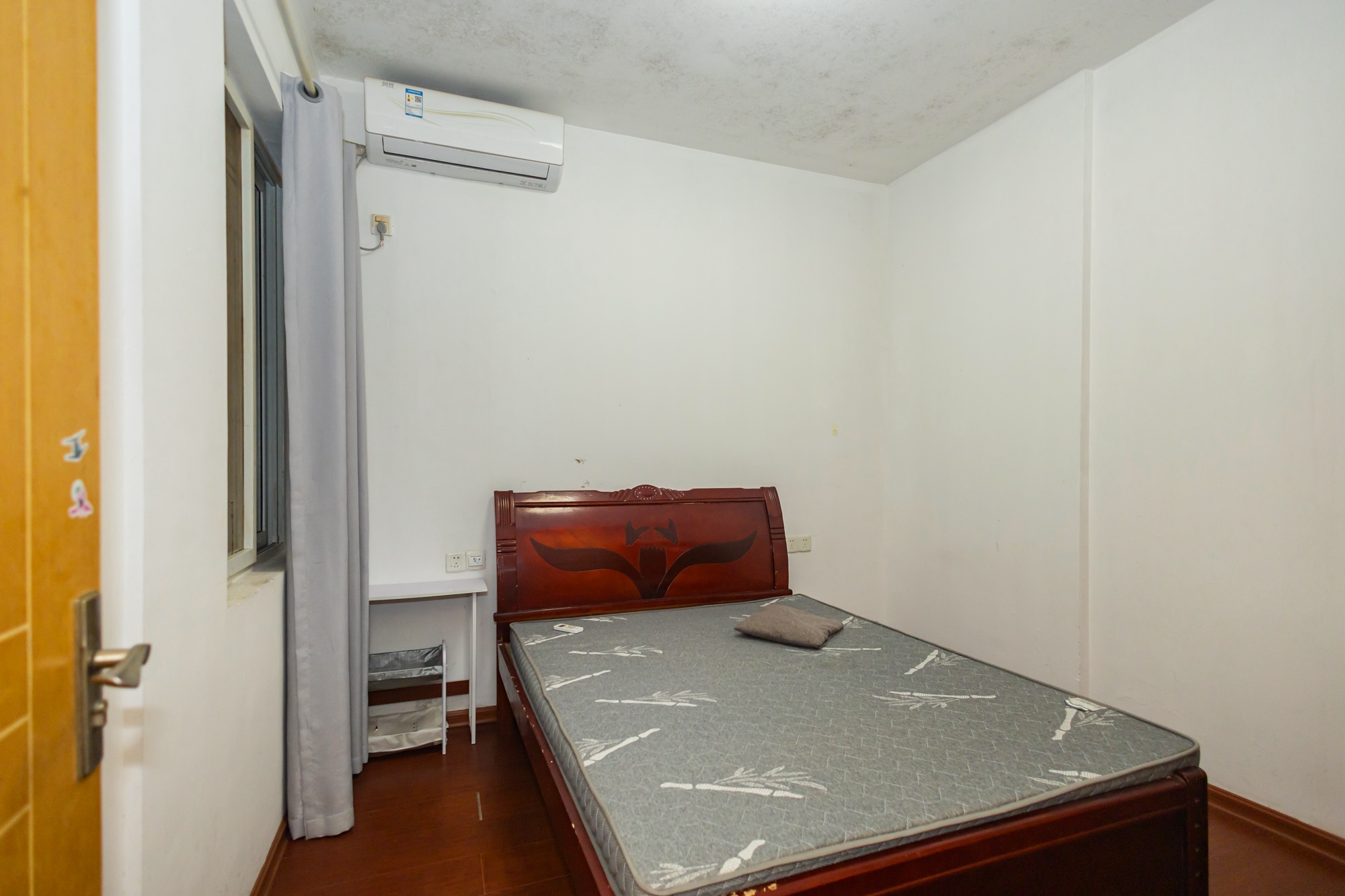 开源鑫景  2室1厅1卫    42.0万 开源鑫景  2室1厅1卫    42.0万卧室