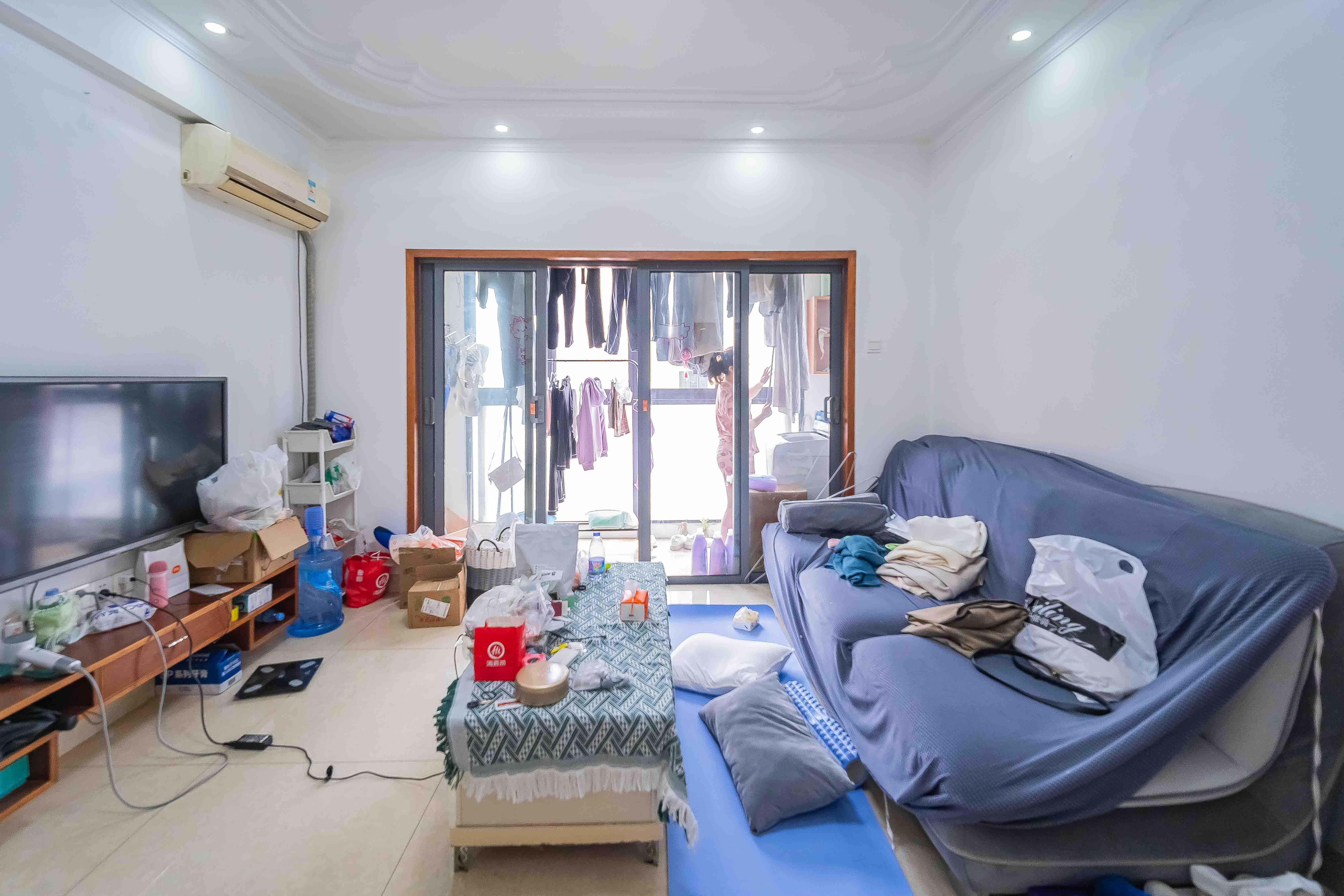 中城丽景香山园  2室2厅1卫   63.00万客厅