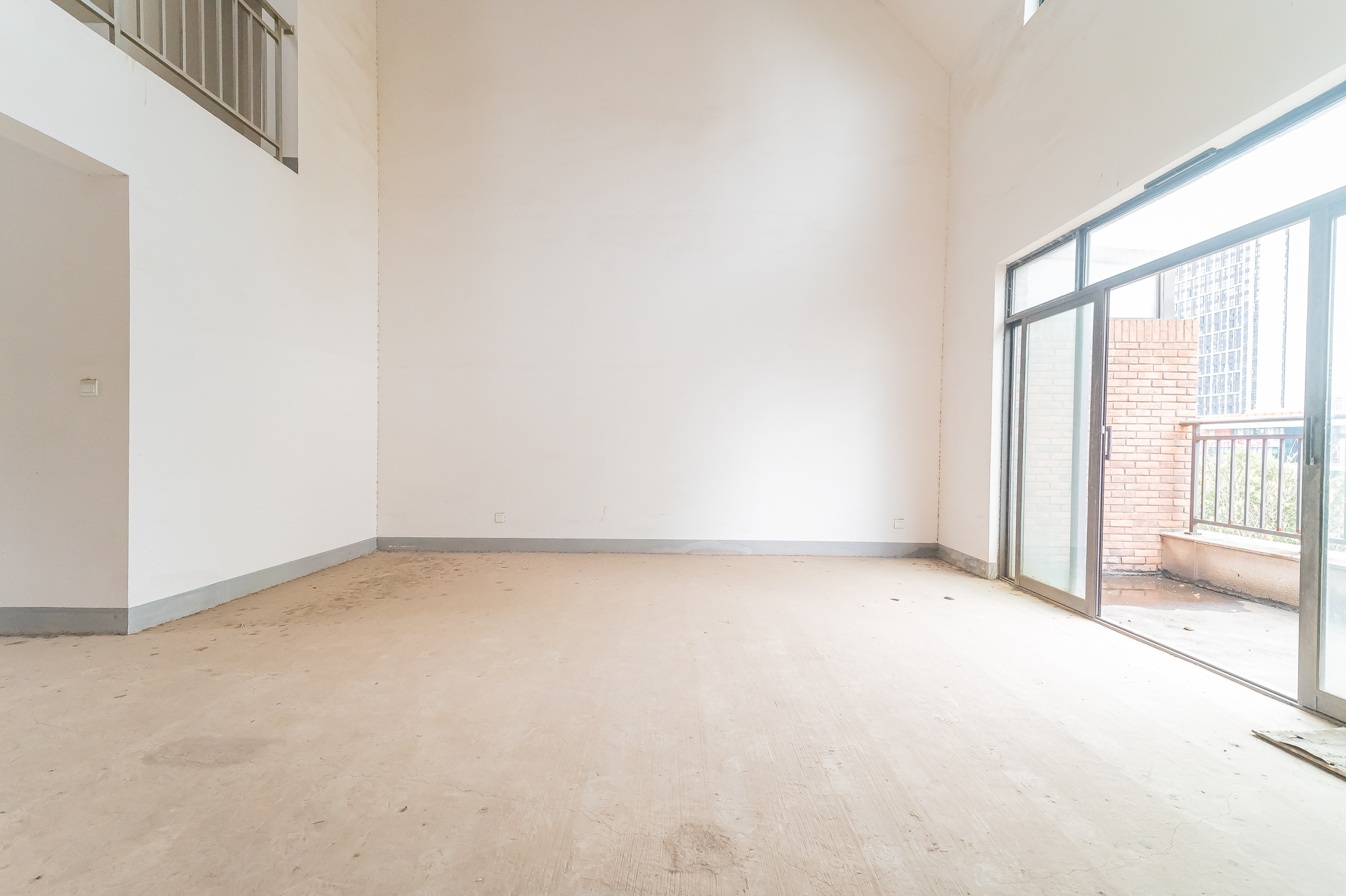 星湖湾一期洋房  5室2厅2卫    199.8万 星湖湾一期洋房  5室2厅2卫    199.8万客厅