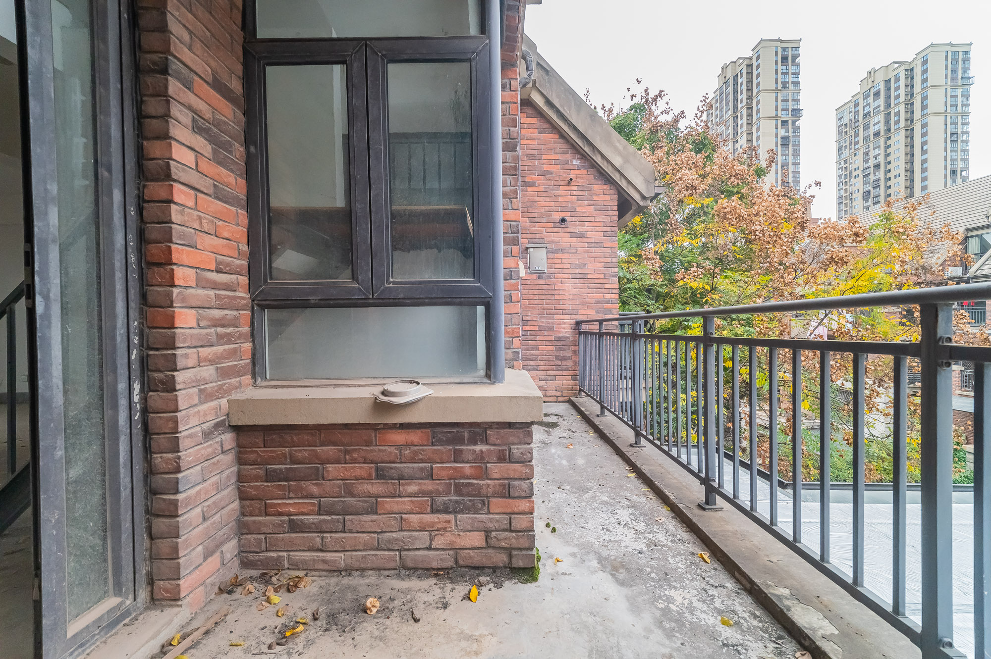 星湖湾一期洋房  5室2厅2卫    199.8万 星湖湾一期洋房  5室2厅2卫    199.8万其他