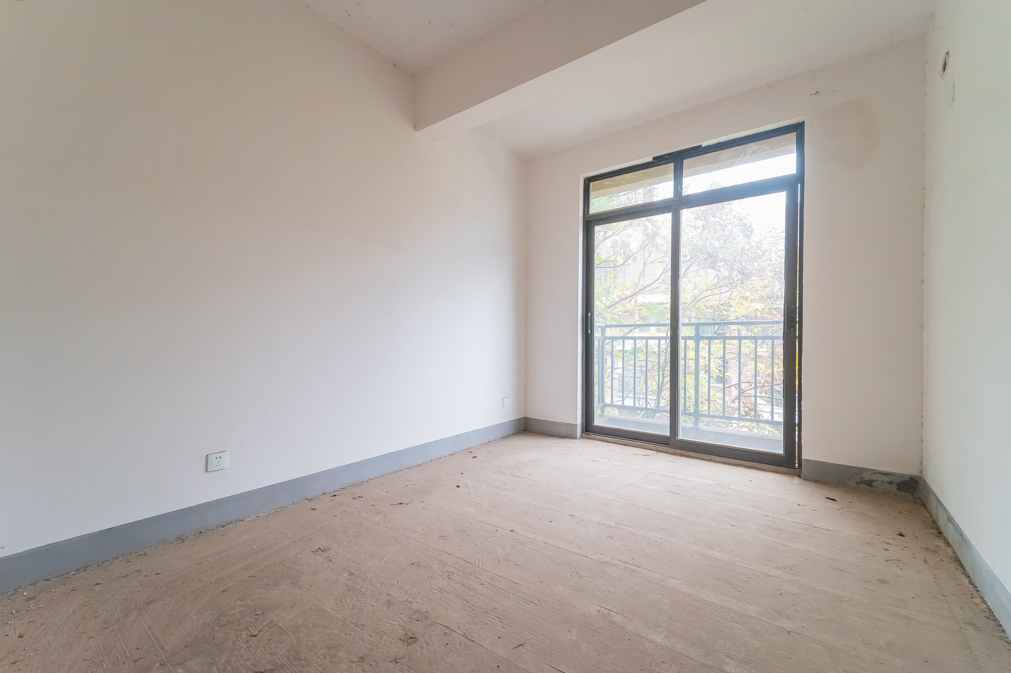 星湖湾一期洋房  5室2厅2卫    199.8万 星湖湾一期洋房  5室2厅2卫    199.8万其他