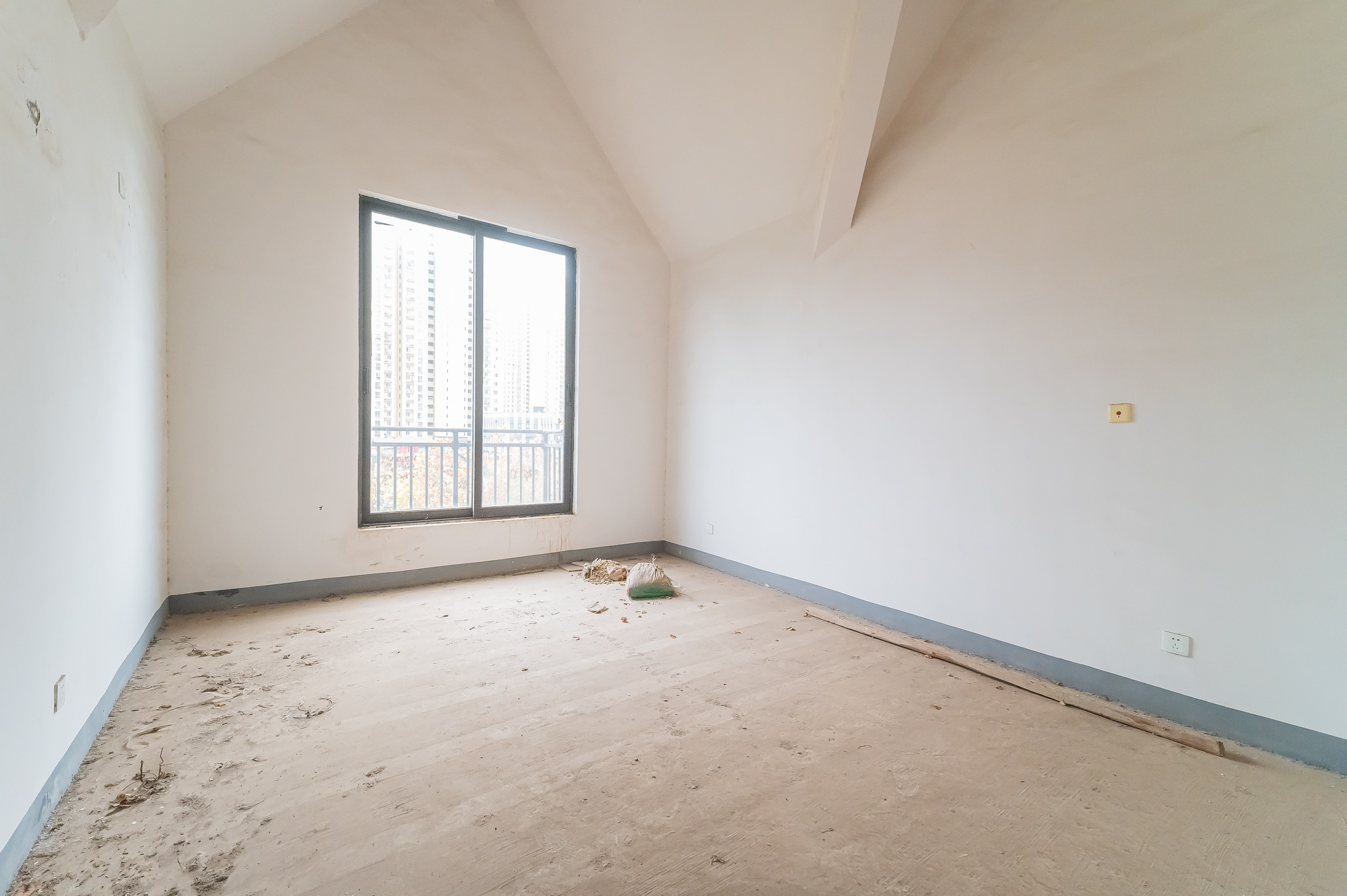 星湖湾一期洋房  5室2厅2卫    199.8万 星湖湾一期洋房  5室2厅2卫    199.8万其他