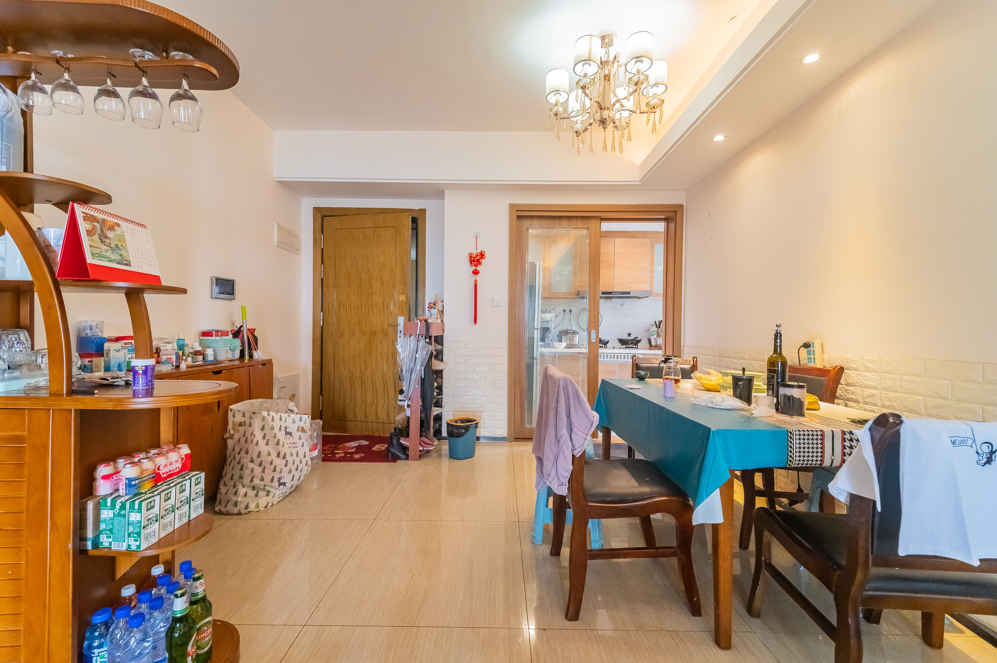 恒大翡翠华庭 2室2厅1卫 91.8万 恒大翡翠华庭 2室2厅1卫 91.8万客厅