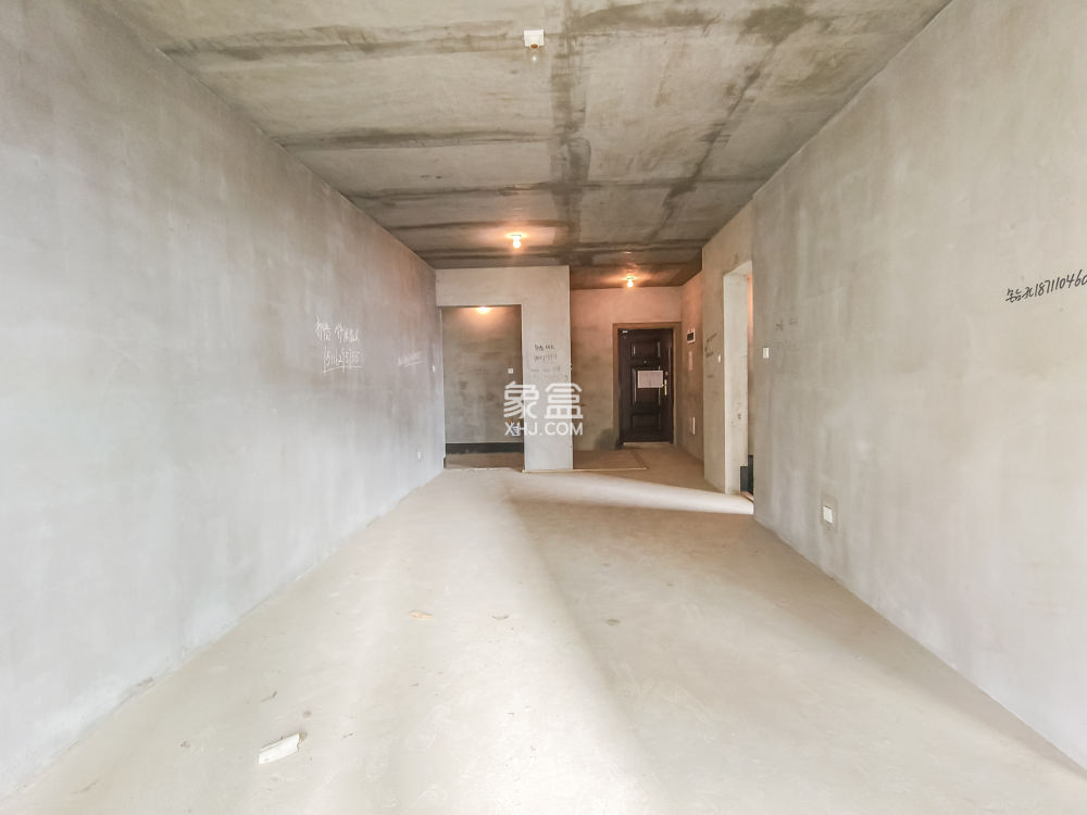 湖湘奥林匹克花园  3室1厅1卫    54.0万