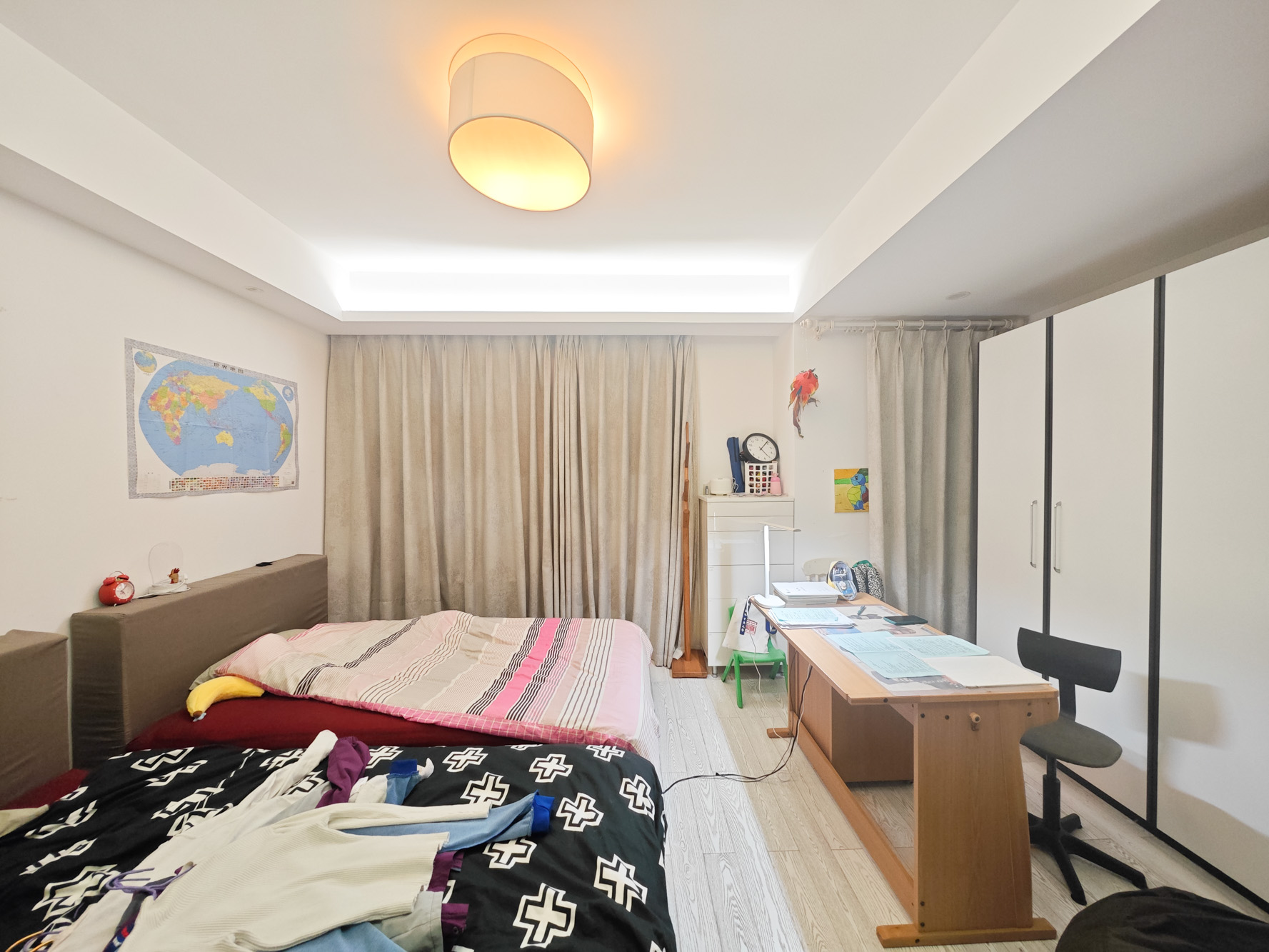 保利城（中航城国际社区、郡原美村）  4室2厅4卫   300.00万卧室