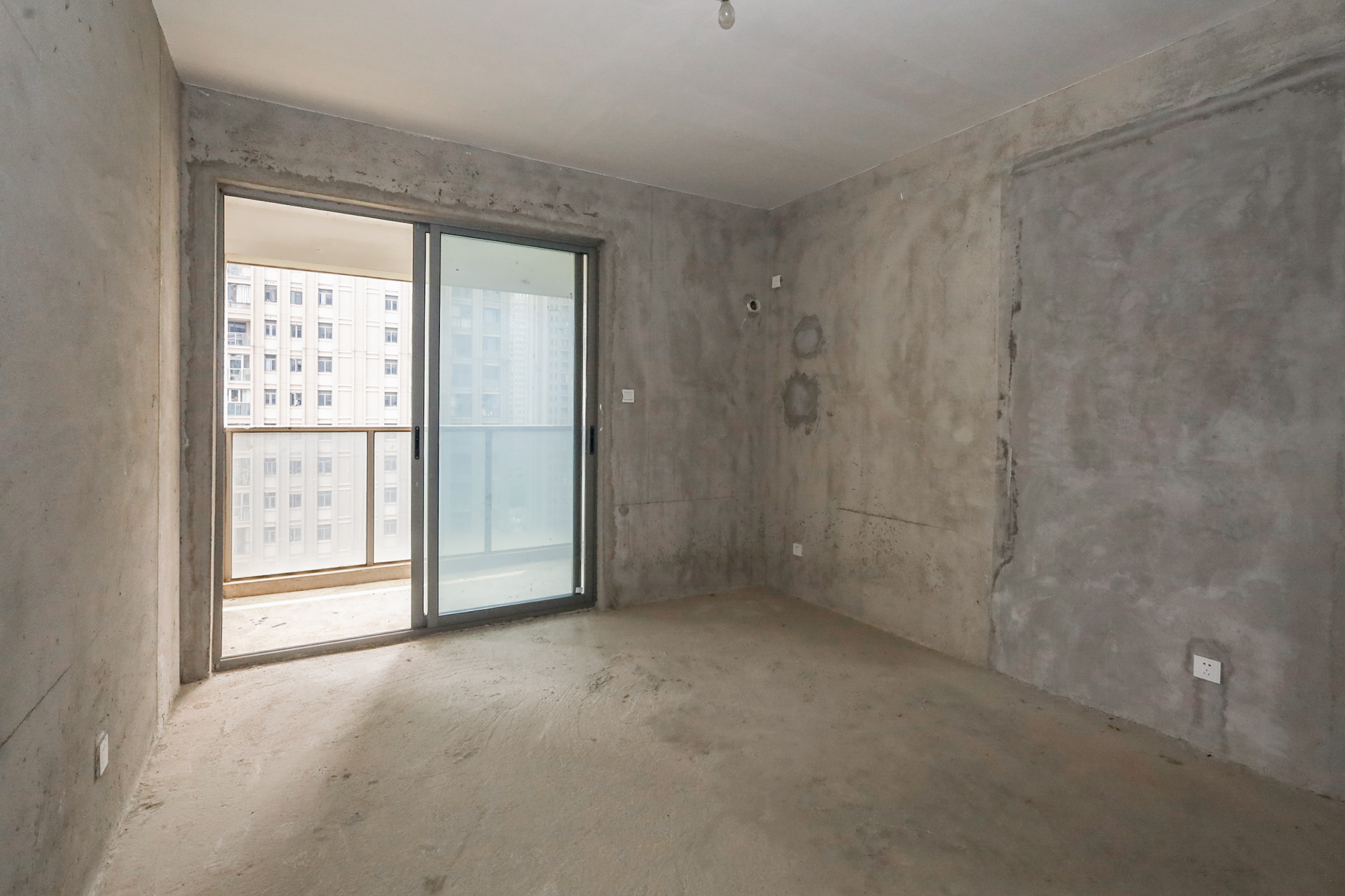 八方小区C区 3室2厅2卫 340.0万 八方小区C区 3室2厅2卫 340.0万卧室