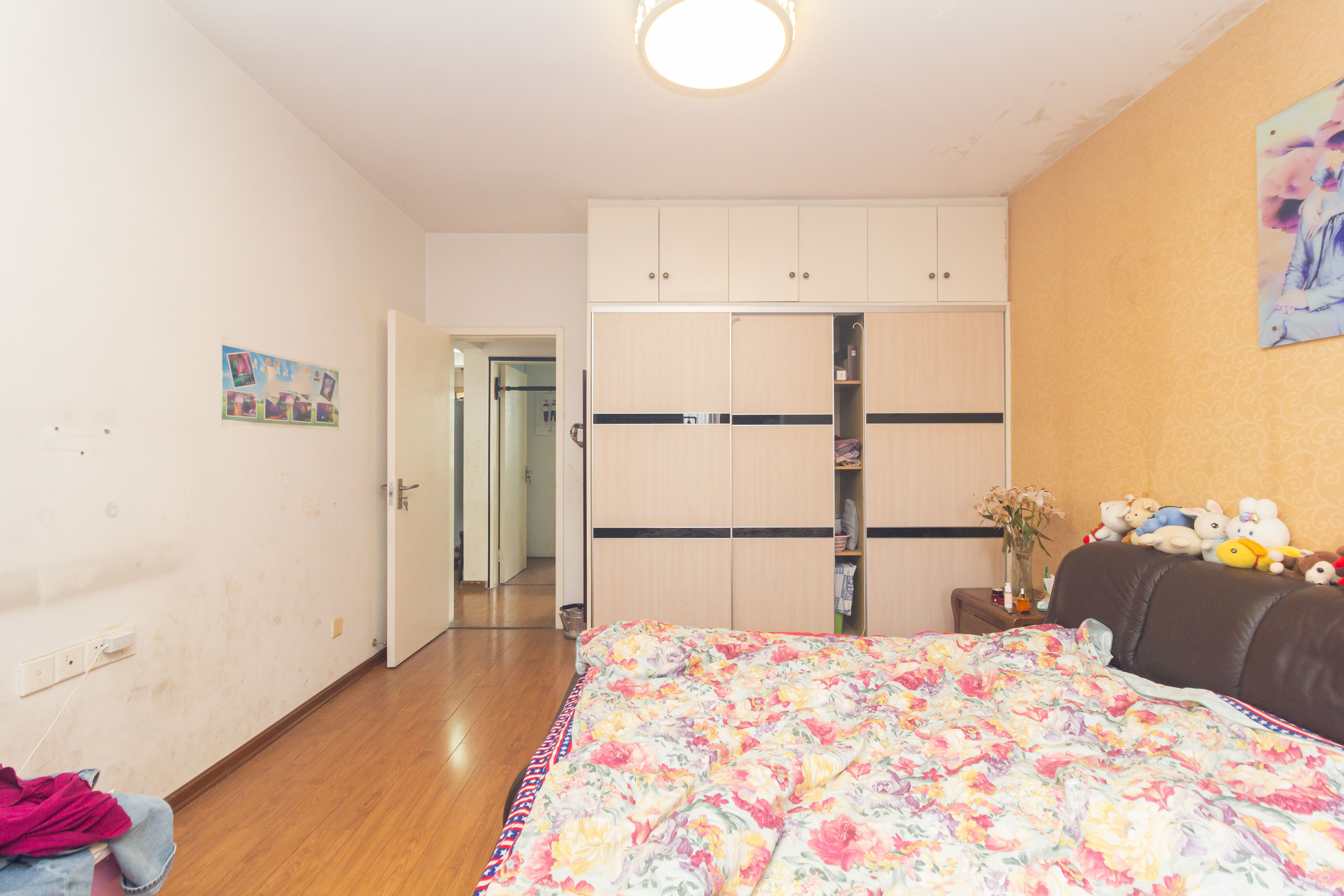 东业早安星城 2室2厅2卫 69.76万 东业早安星城 2室2厅2卫 69.76万卧室