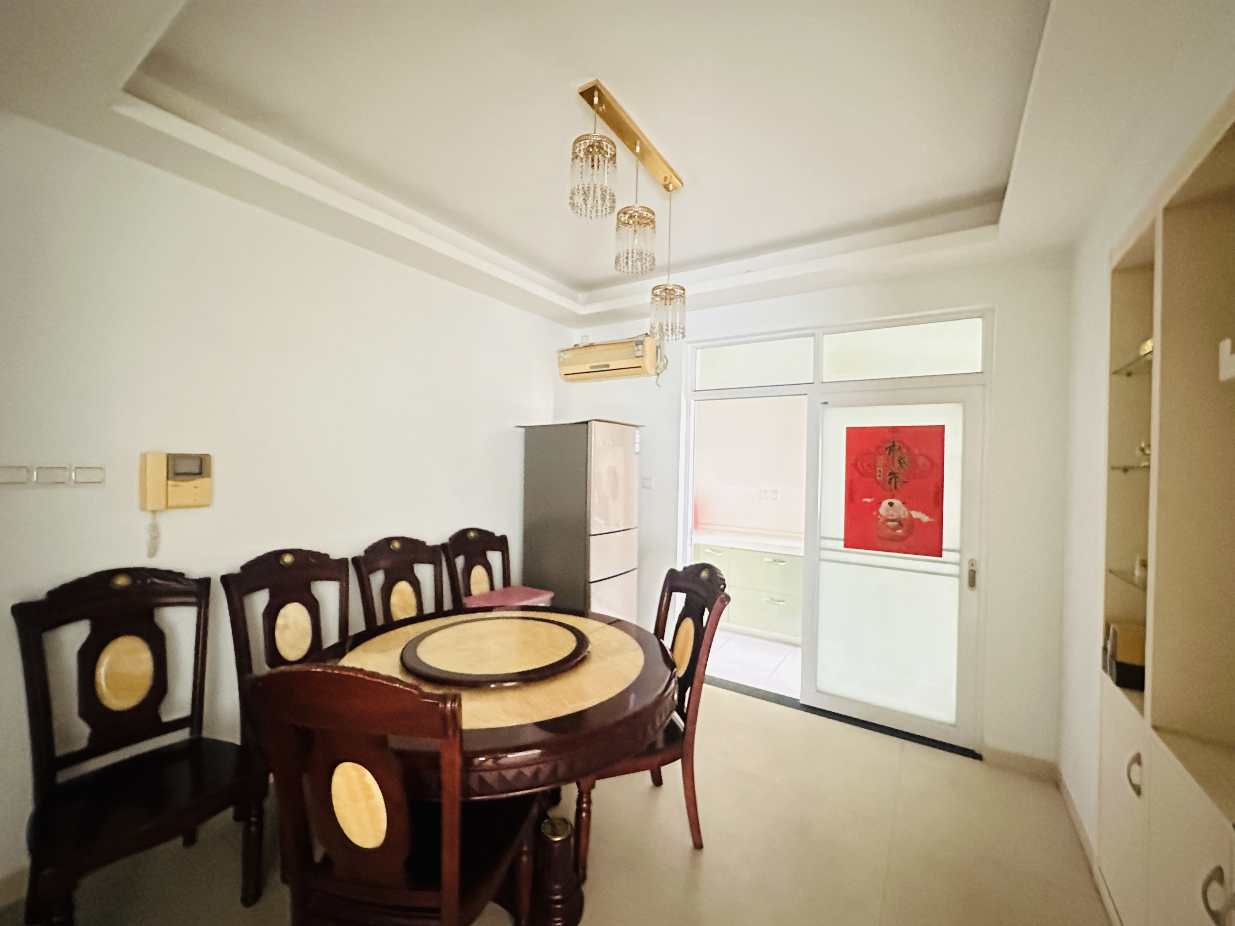 五福雅苑 2室2厅2卫 165.0万 五福雅苑 2室2厅2卫 165.0万客厅