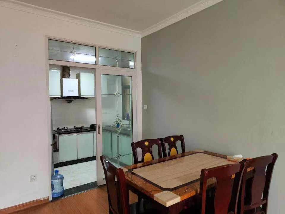 上尚城 2室2厅1卫 1800.0元/月 上尚城 2室2厅1卫 1800.0元/月室内图