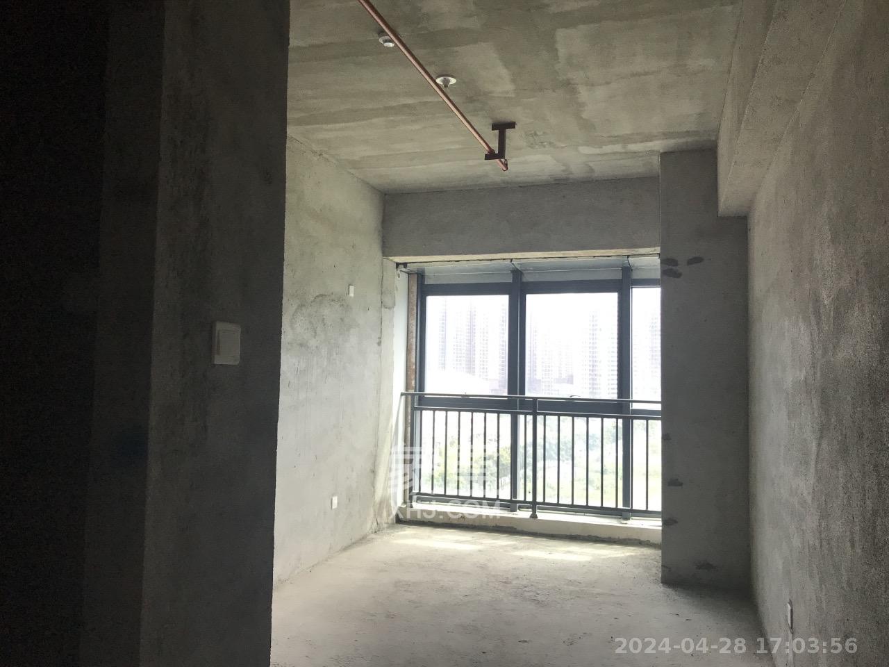 华润橡树湾  4室2厅2卫   1500.00元/月室内图