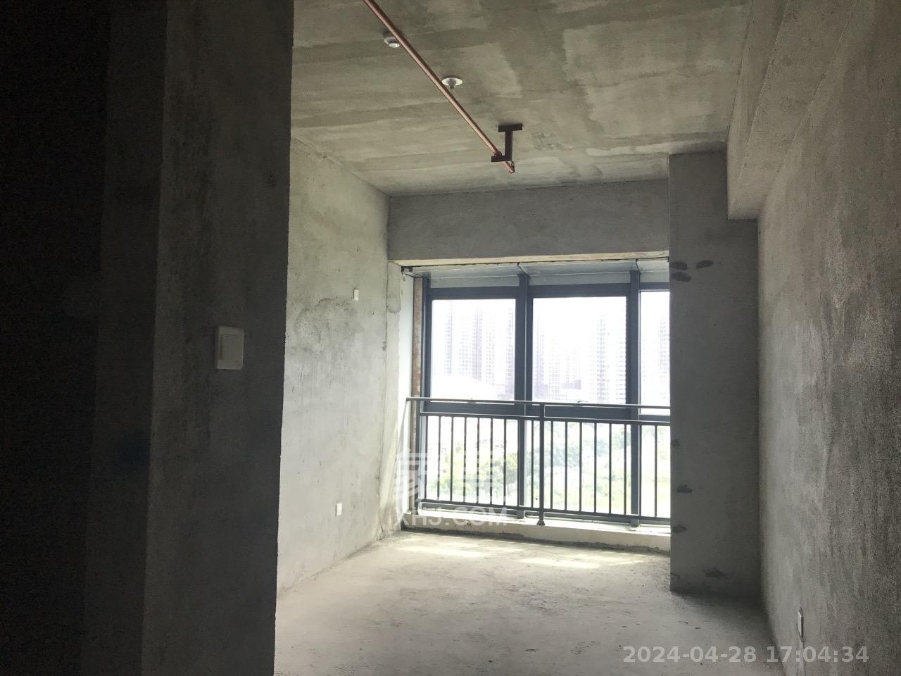 华润橡树湾  4室2厅2卫   1500.00元/月室内图