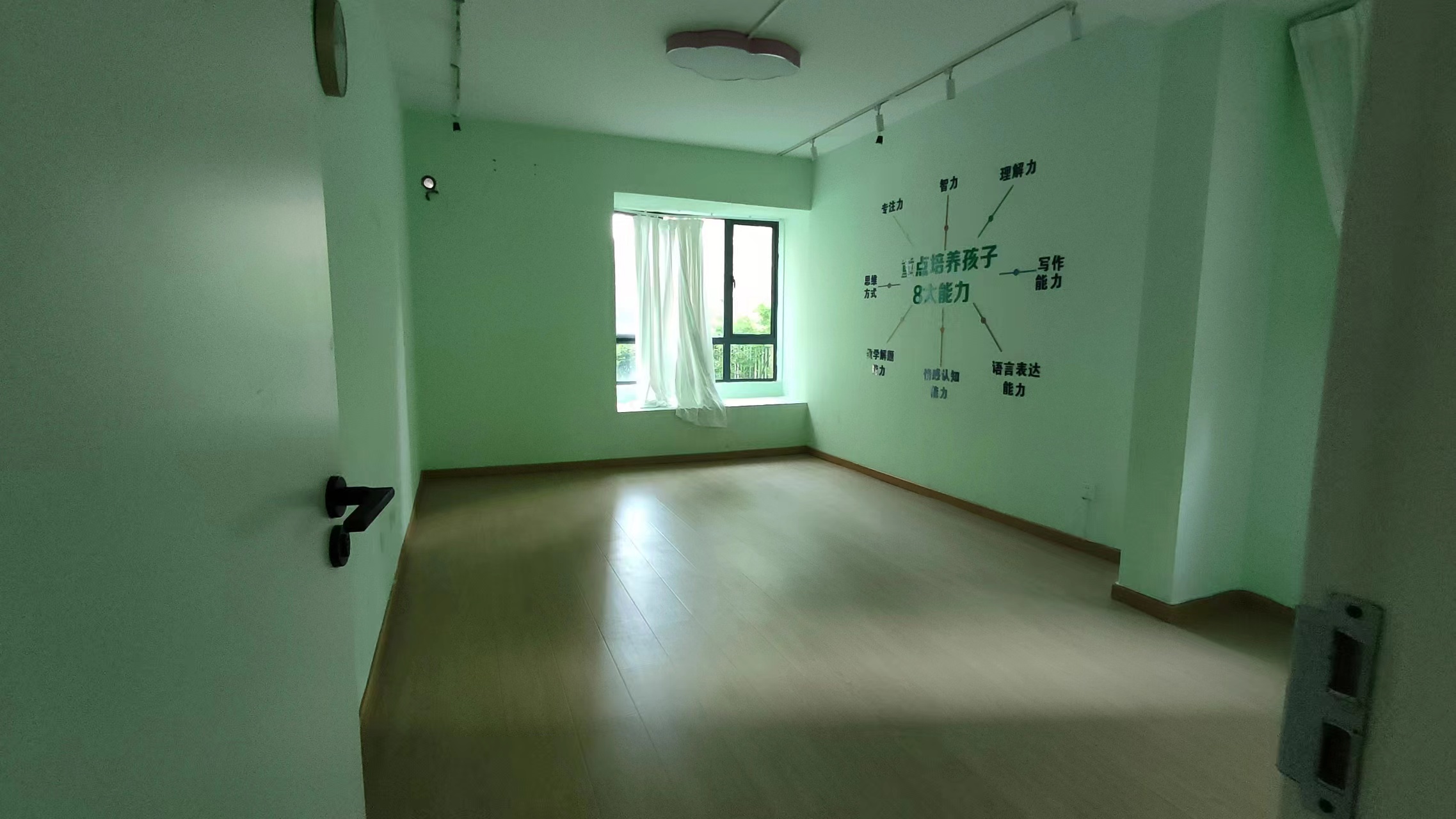 奥园养生城  3室2厅2卫    83.0万 奥园养生城  3室2厅2卫    83.0万室内图