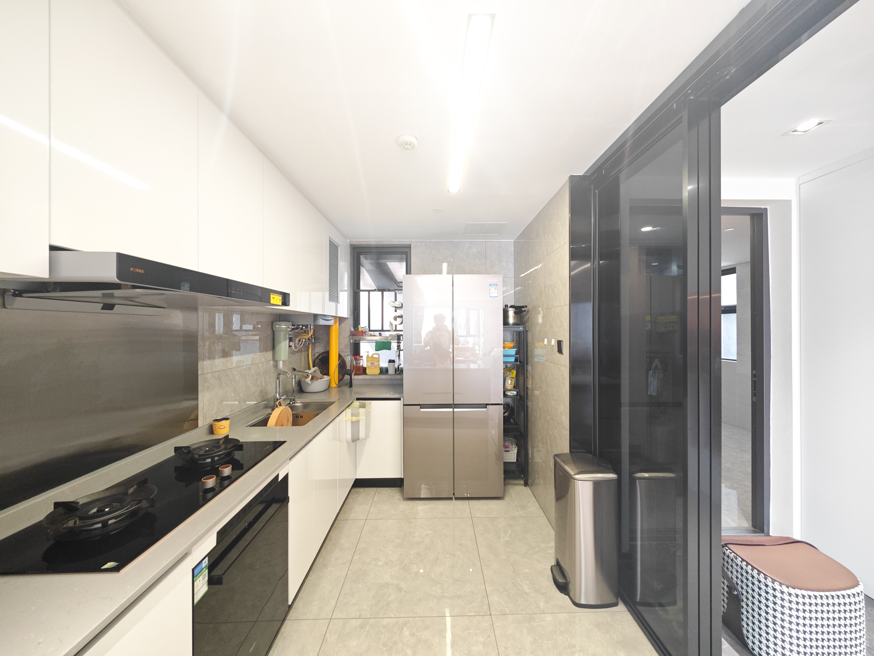 万科魅力之城  4室2厅2卫    185.0万 万科魅力之城  4室2厅2卫    185.0万厨房