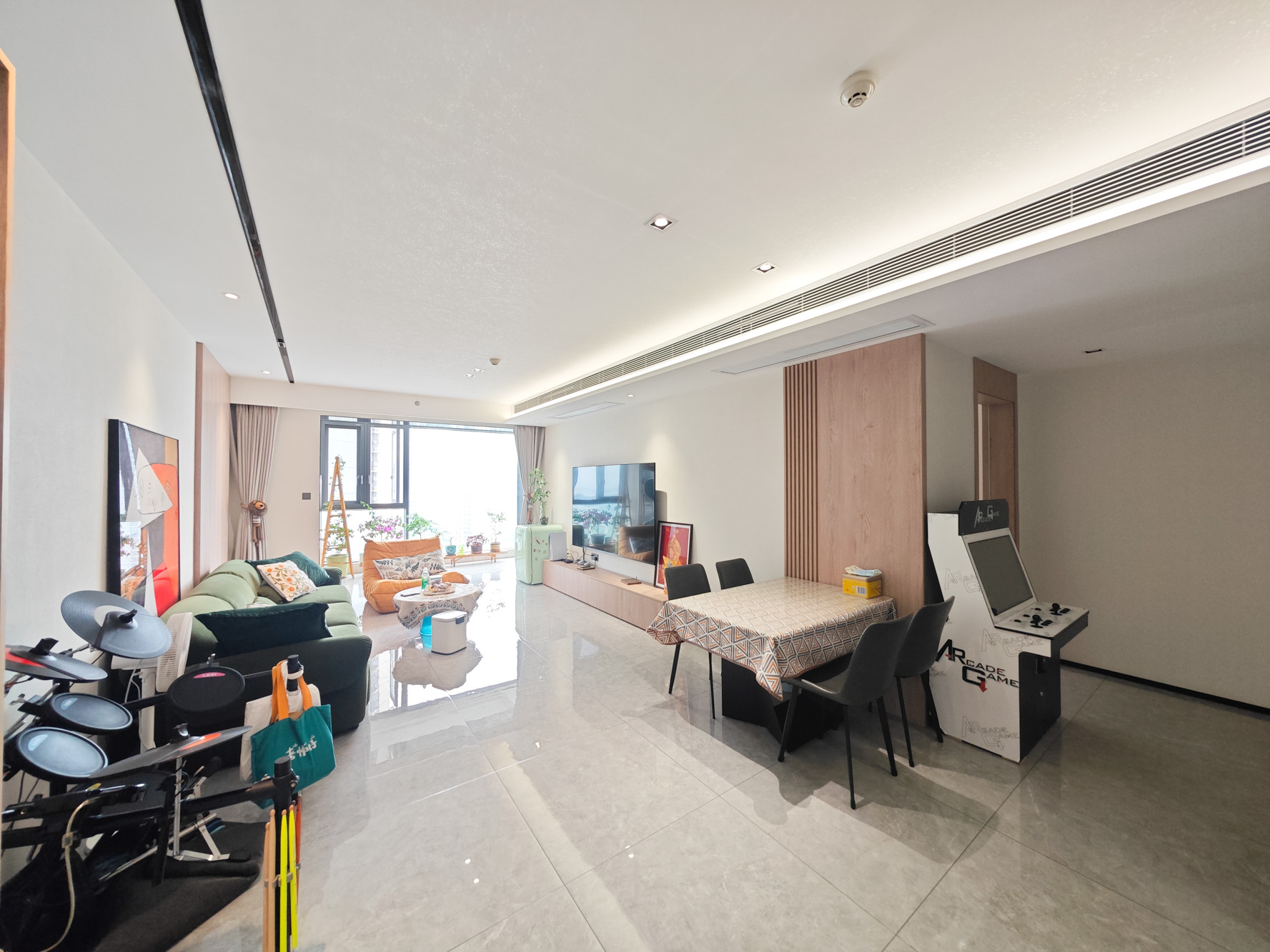 万科魅力之城  4室2厅2卫    185.0万 万科魅力之城  4室2厅2卫    185.0万客厅