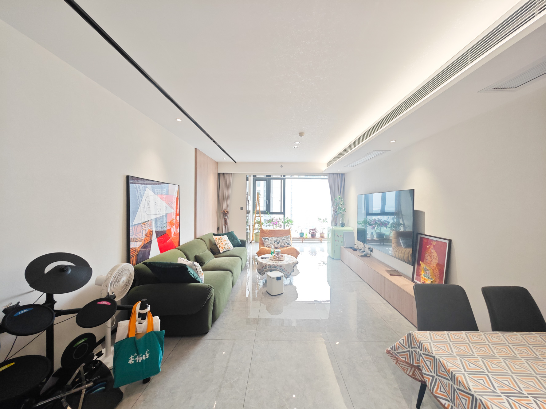 万科魅力之城  4室2厅2卫    185.0万 万科魅力之城  4室2厅2卫    185.0万客厅